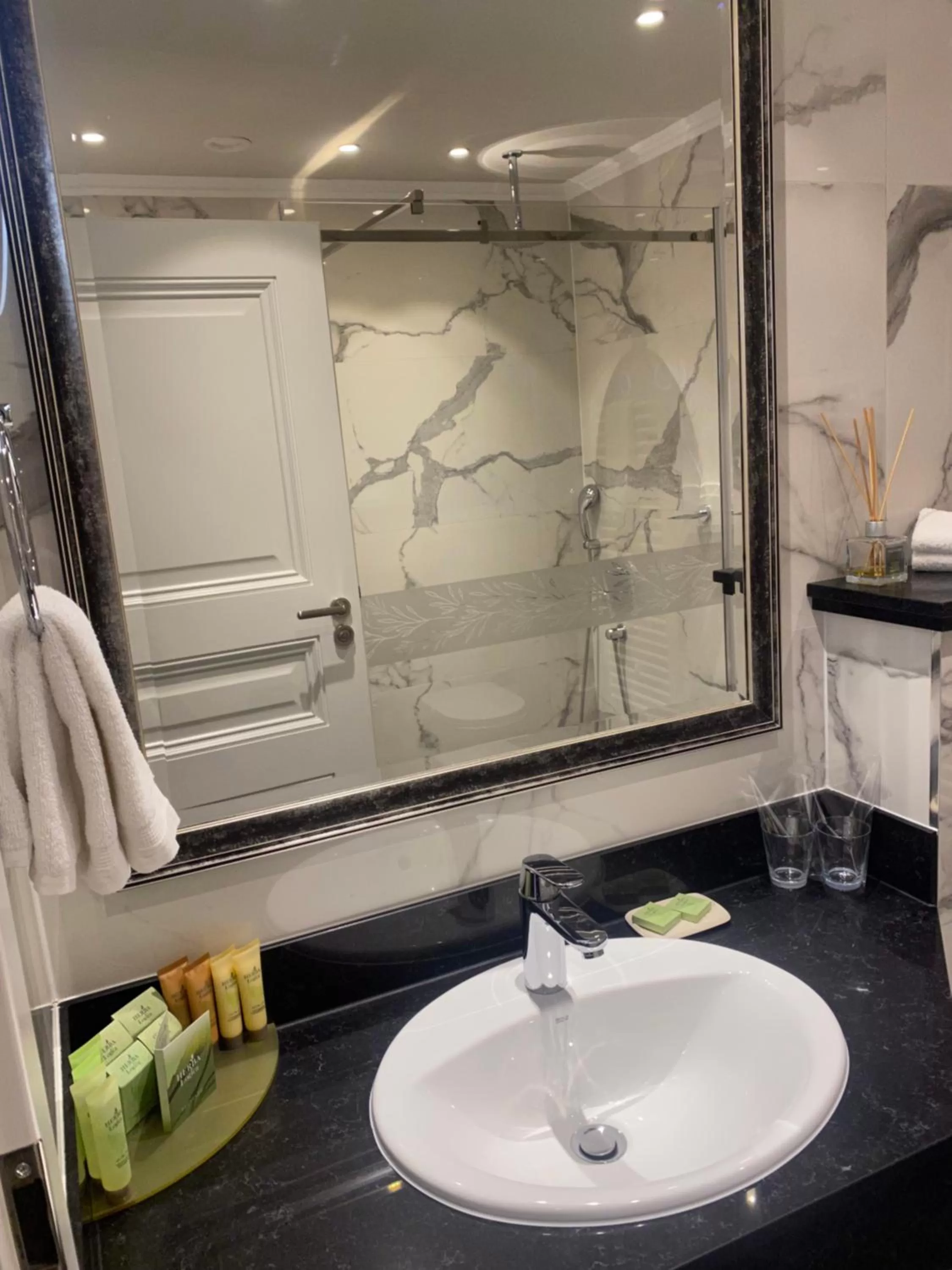 Bathroom in Hotel Residence Promenade