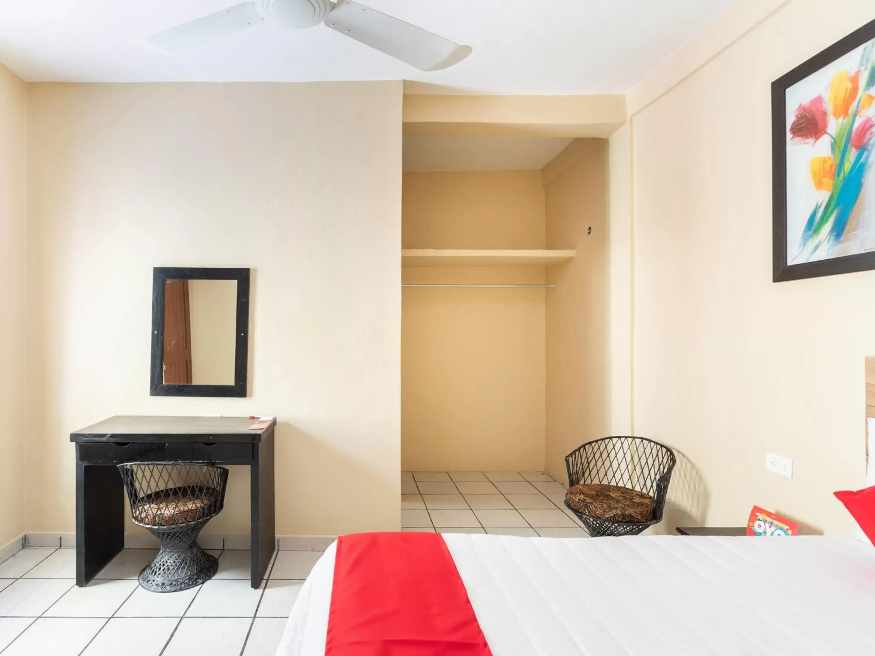 Seating area, Bed in Hotel Costa Azul