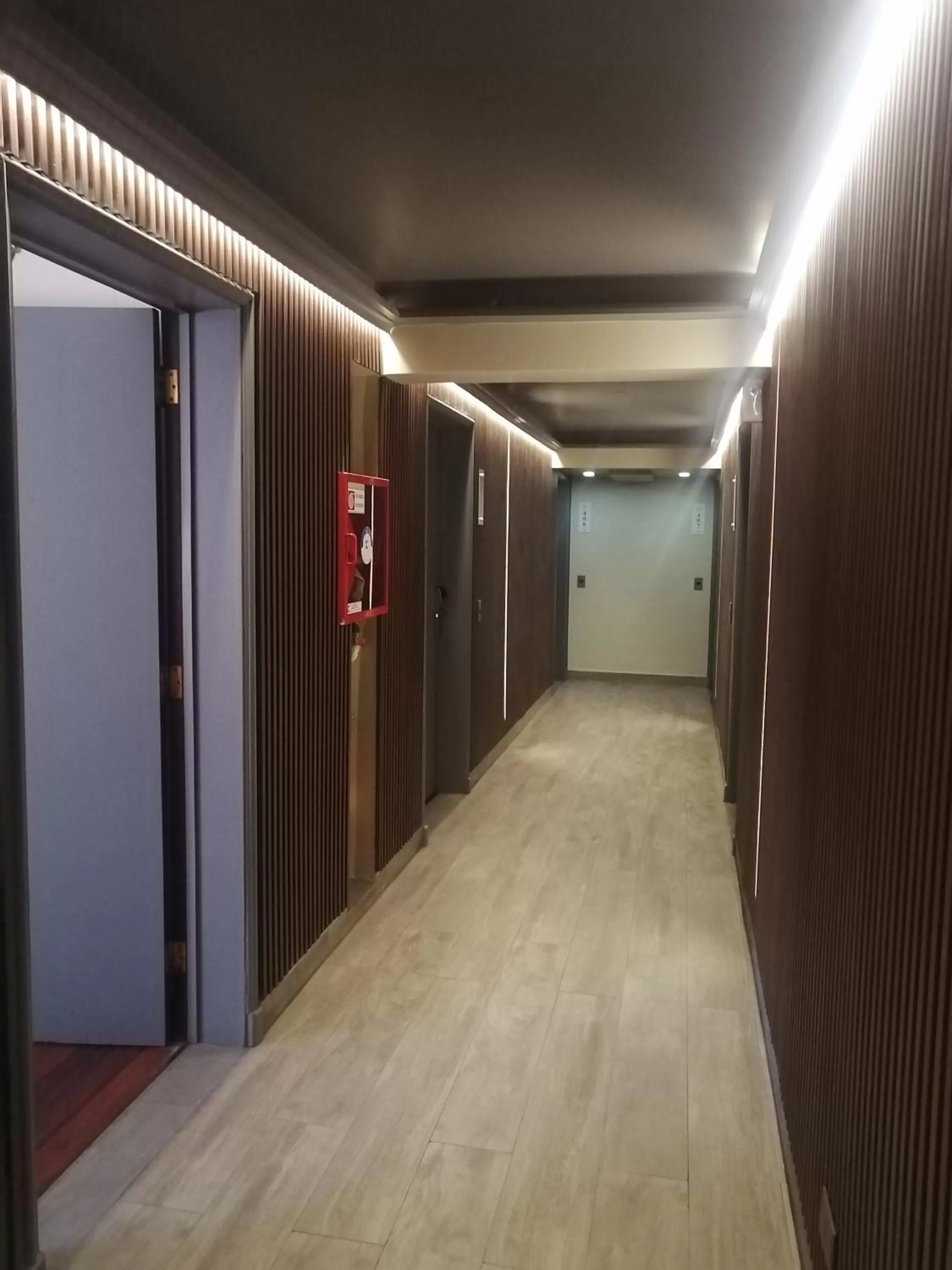 elevator in Hotel Diego de Velazquez