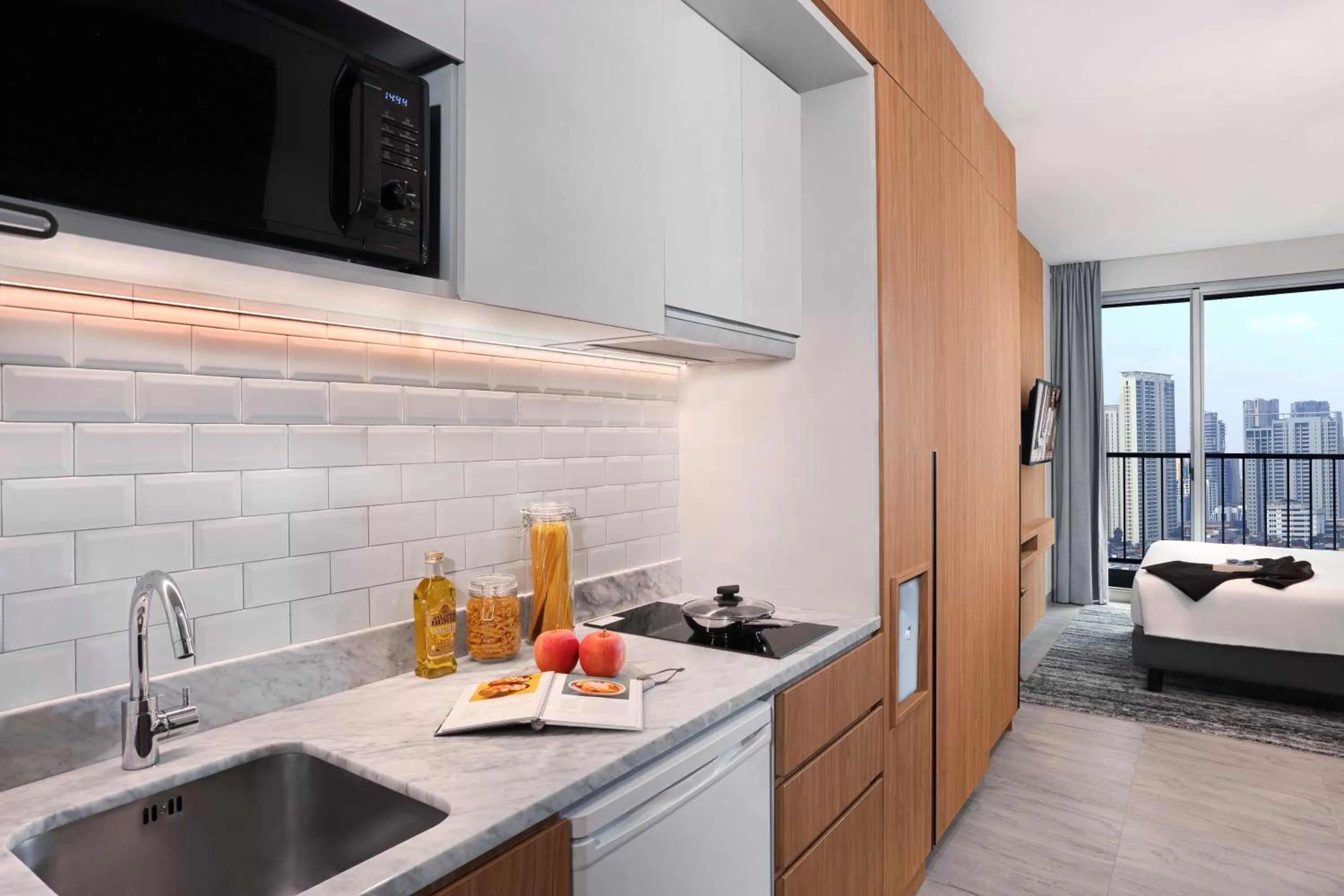 Coffee/tea facilities, Bed in Citadines Sudirman Jakarta