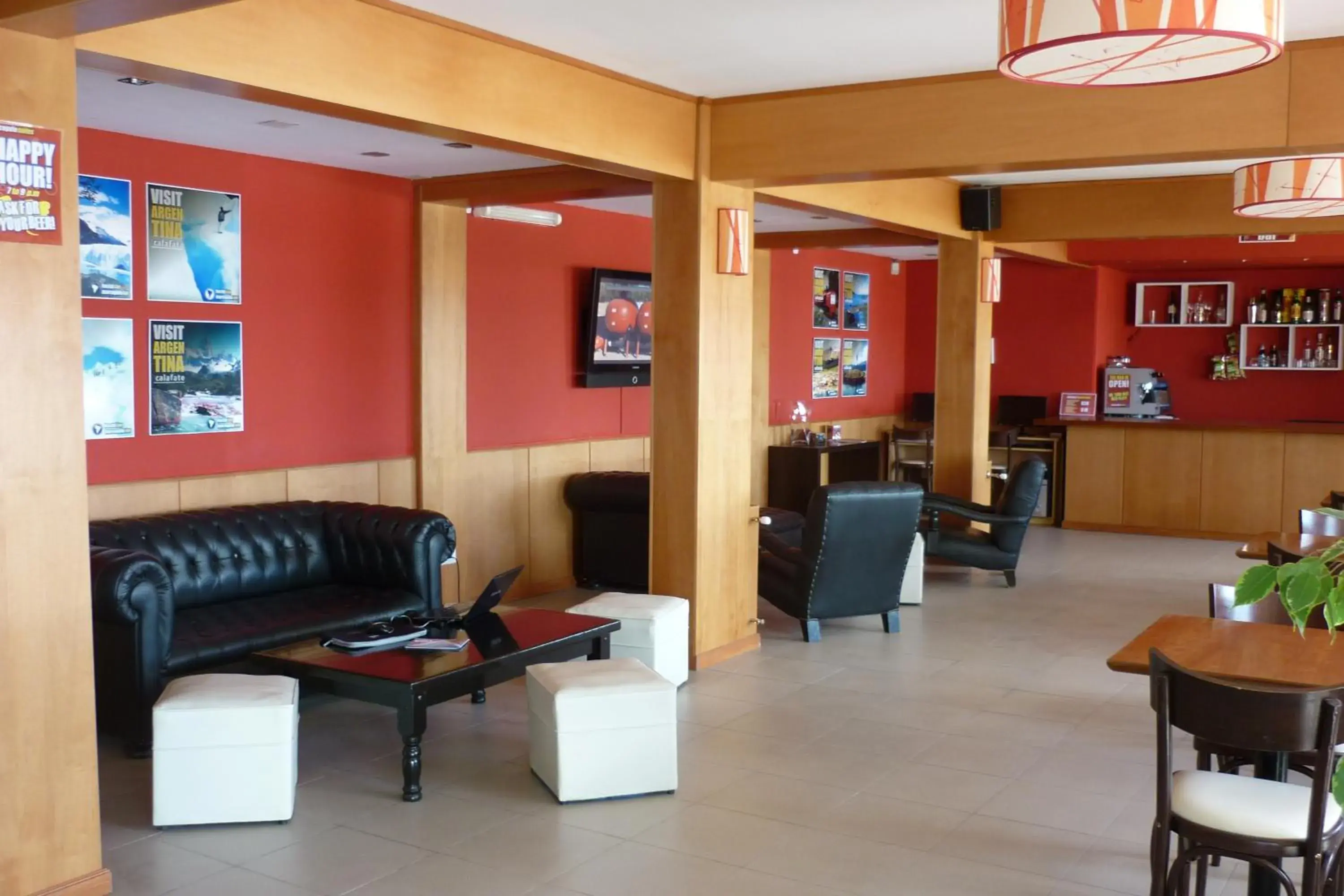 Lounge or bar, Lobby/Reception in Marcopolo Suites Calafate