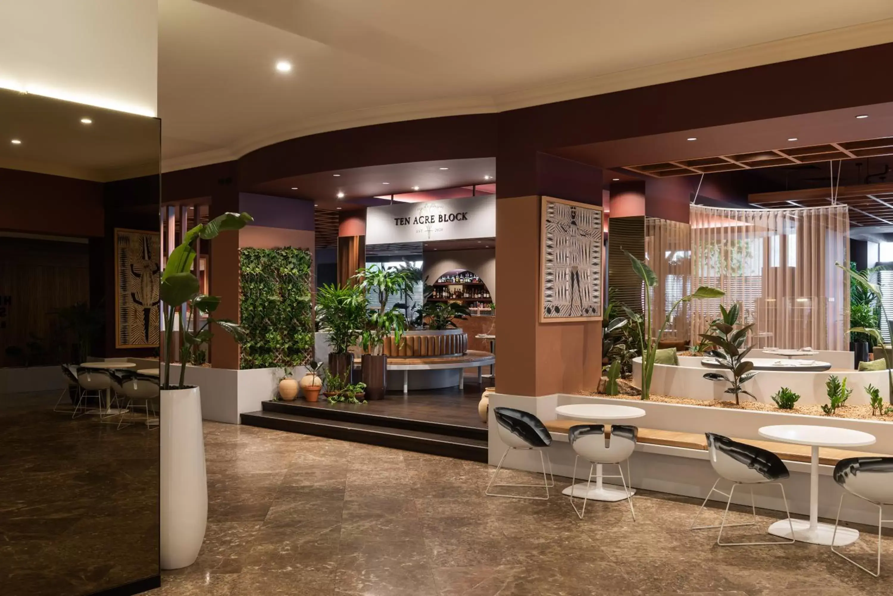 Restaurant/places to eat in Pan Pacific Perth