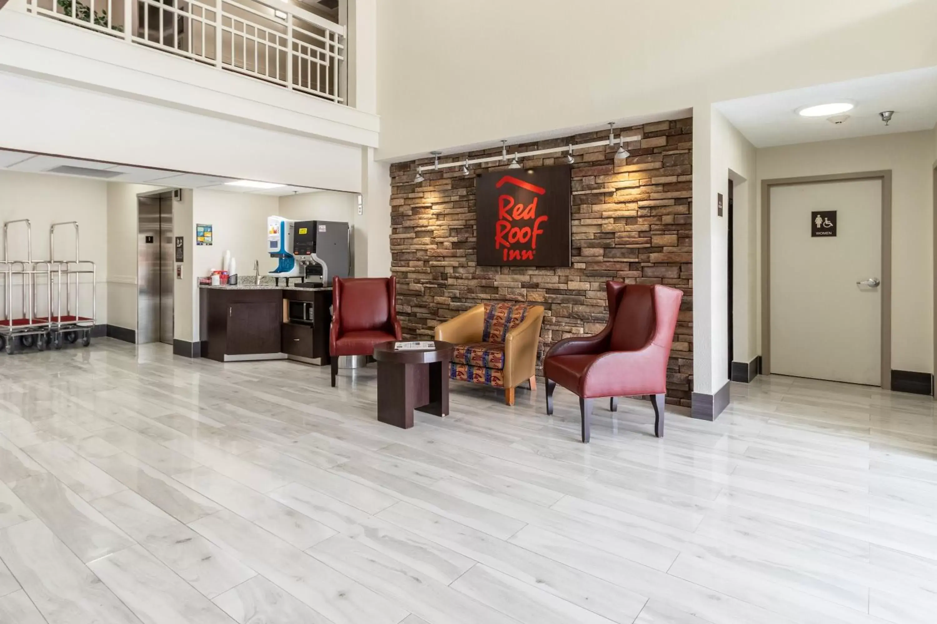 Lobby or reception, Seating Area in Red Roof Inn El Paso West