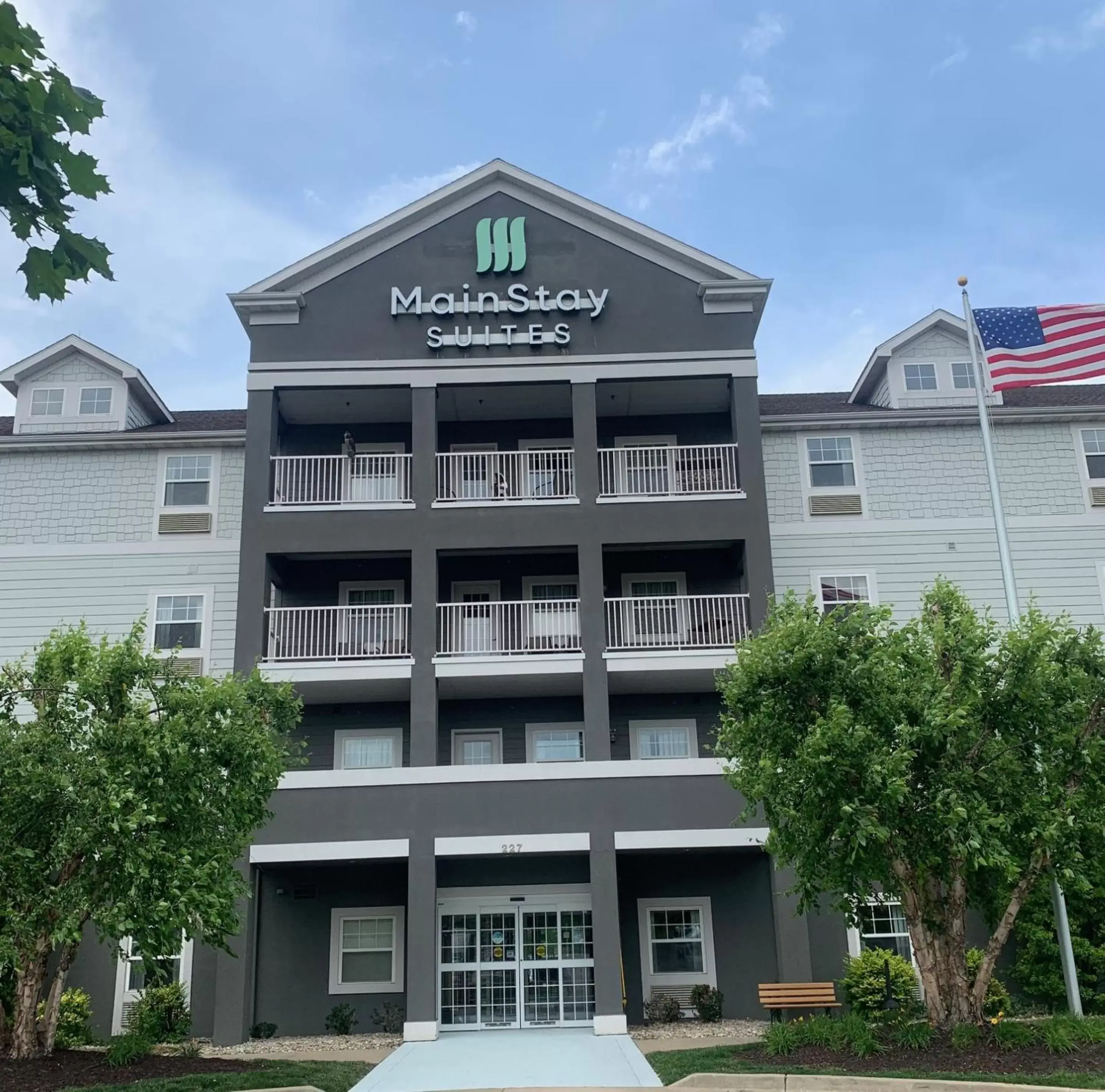 Property building in MainStay Suites St Robert - Fort Leonard Wood Property building in MainStay Suites St Robert - Fort Leonard Wood