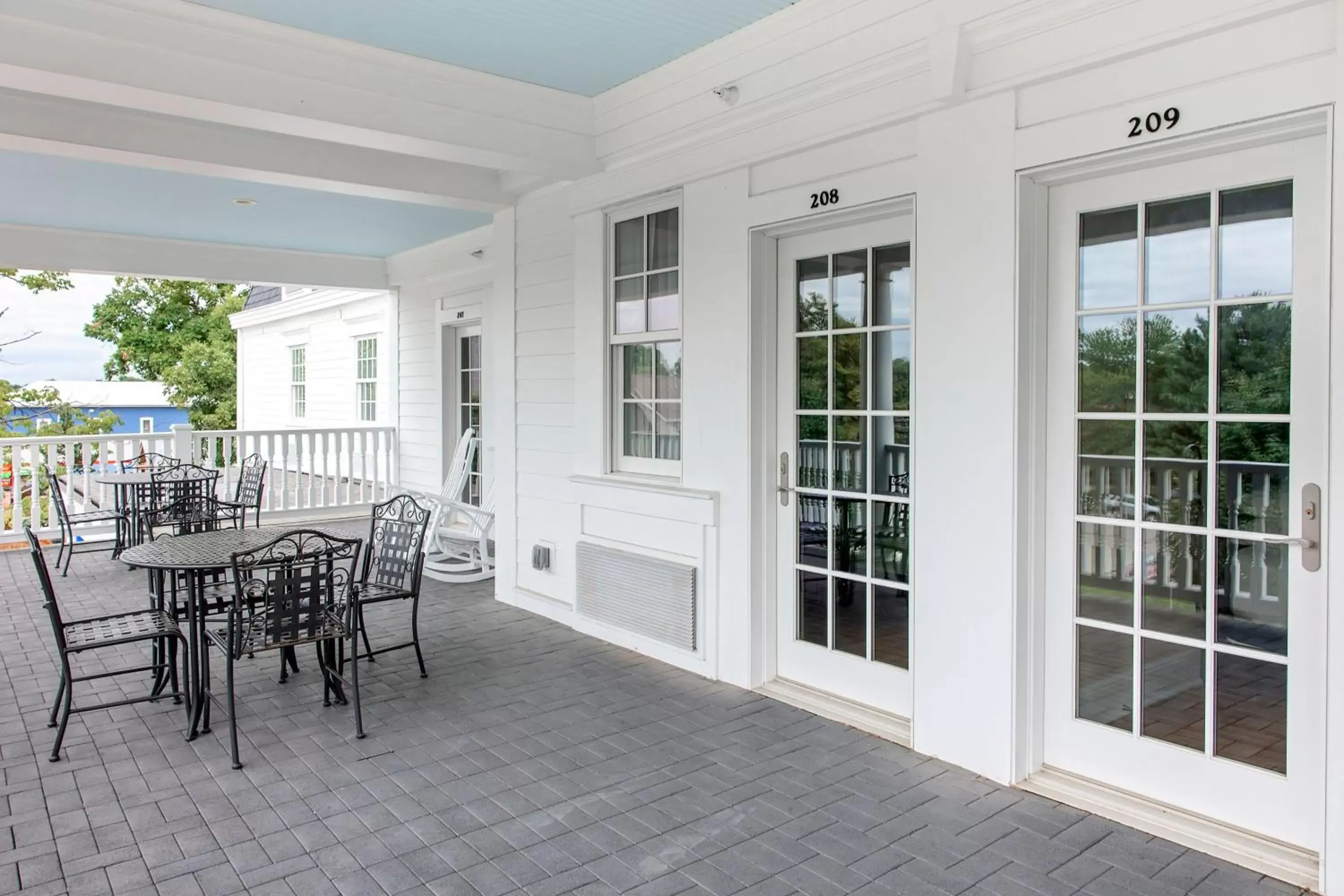 Balcony/Terrace in Mills Park Hotel