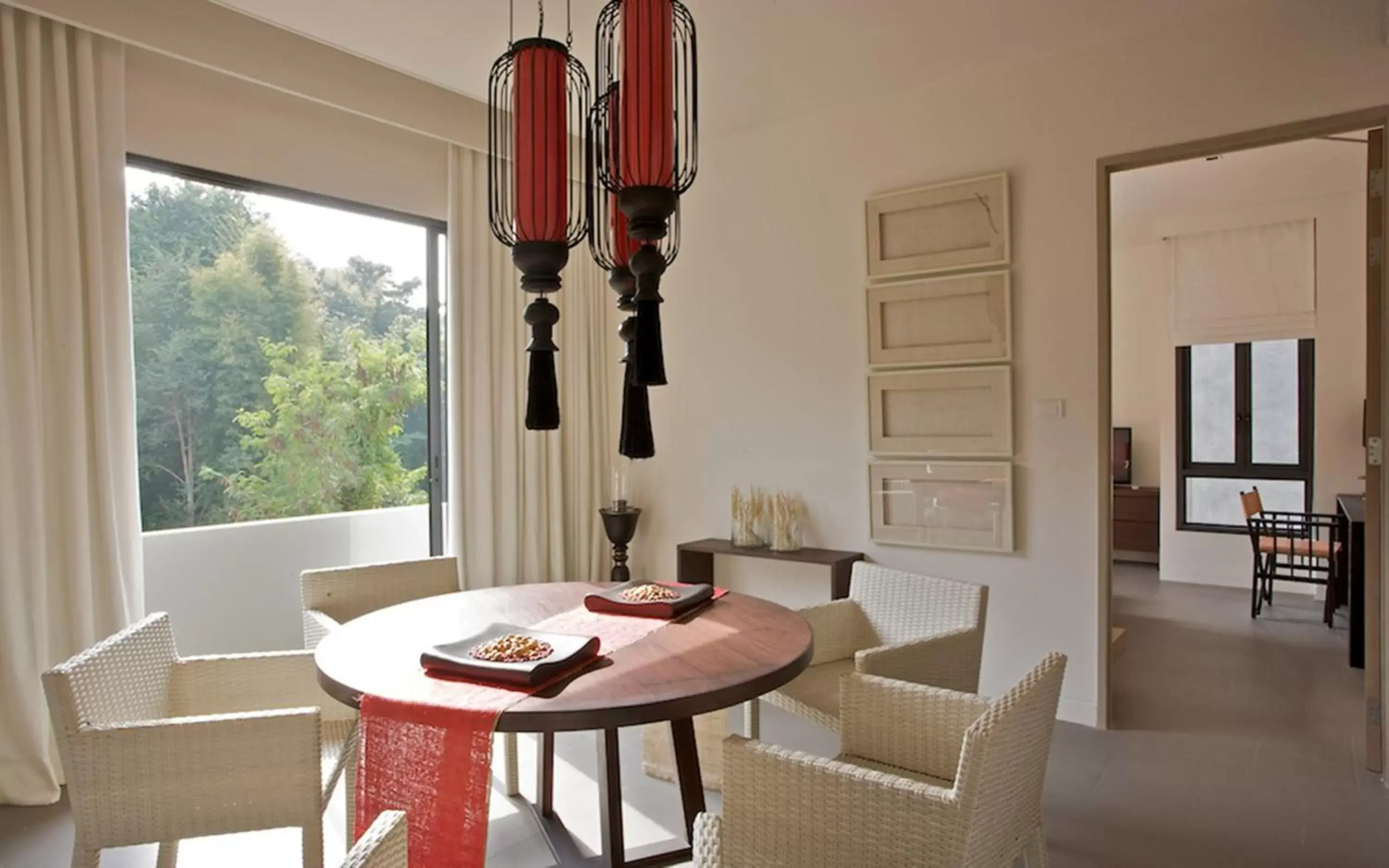 Dining Area in Veranda High Residence