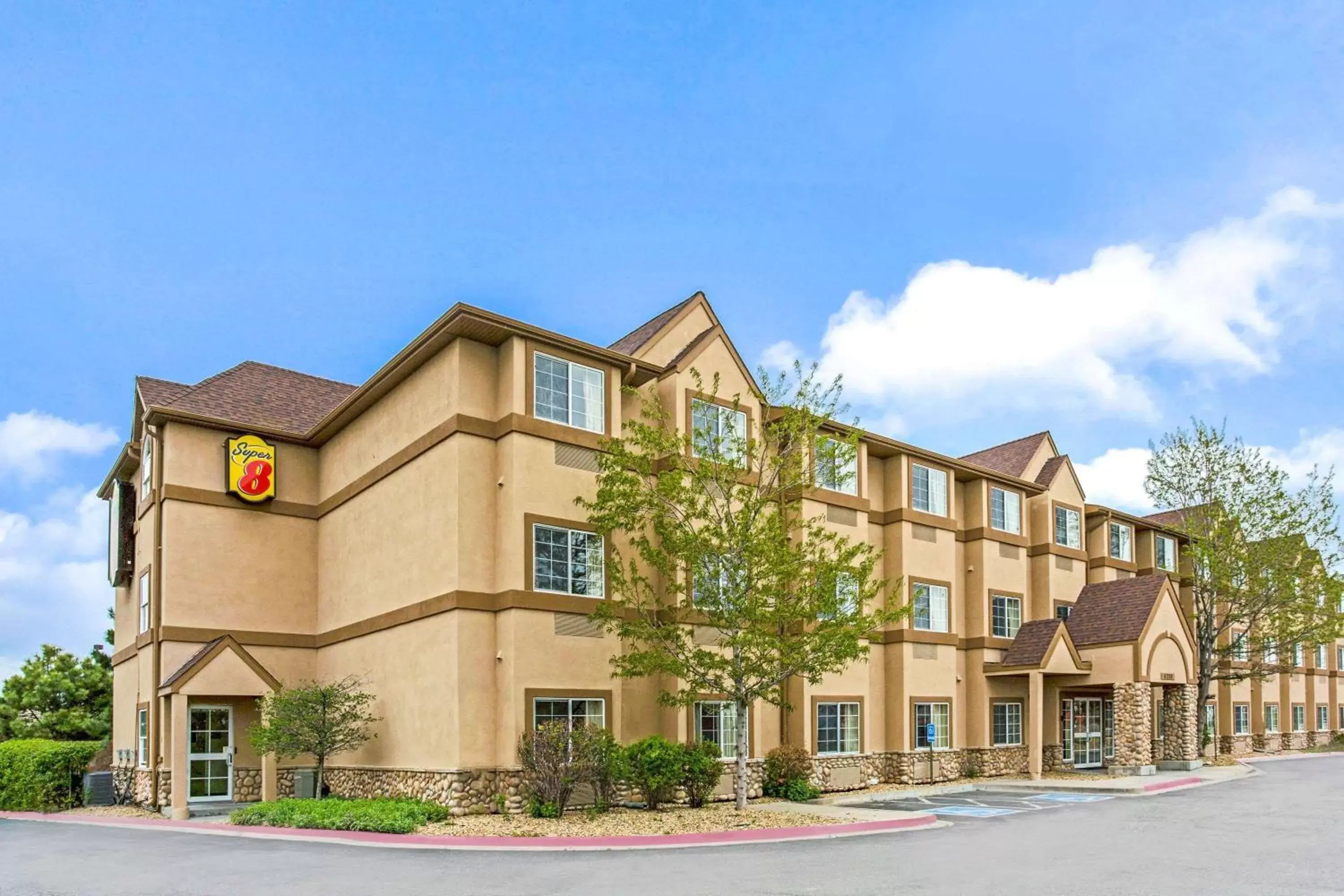 Property Building in Super 8 by Wyndham Parker/SE Denver Area