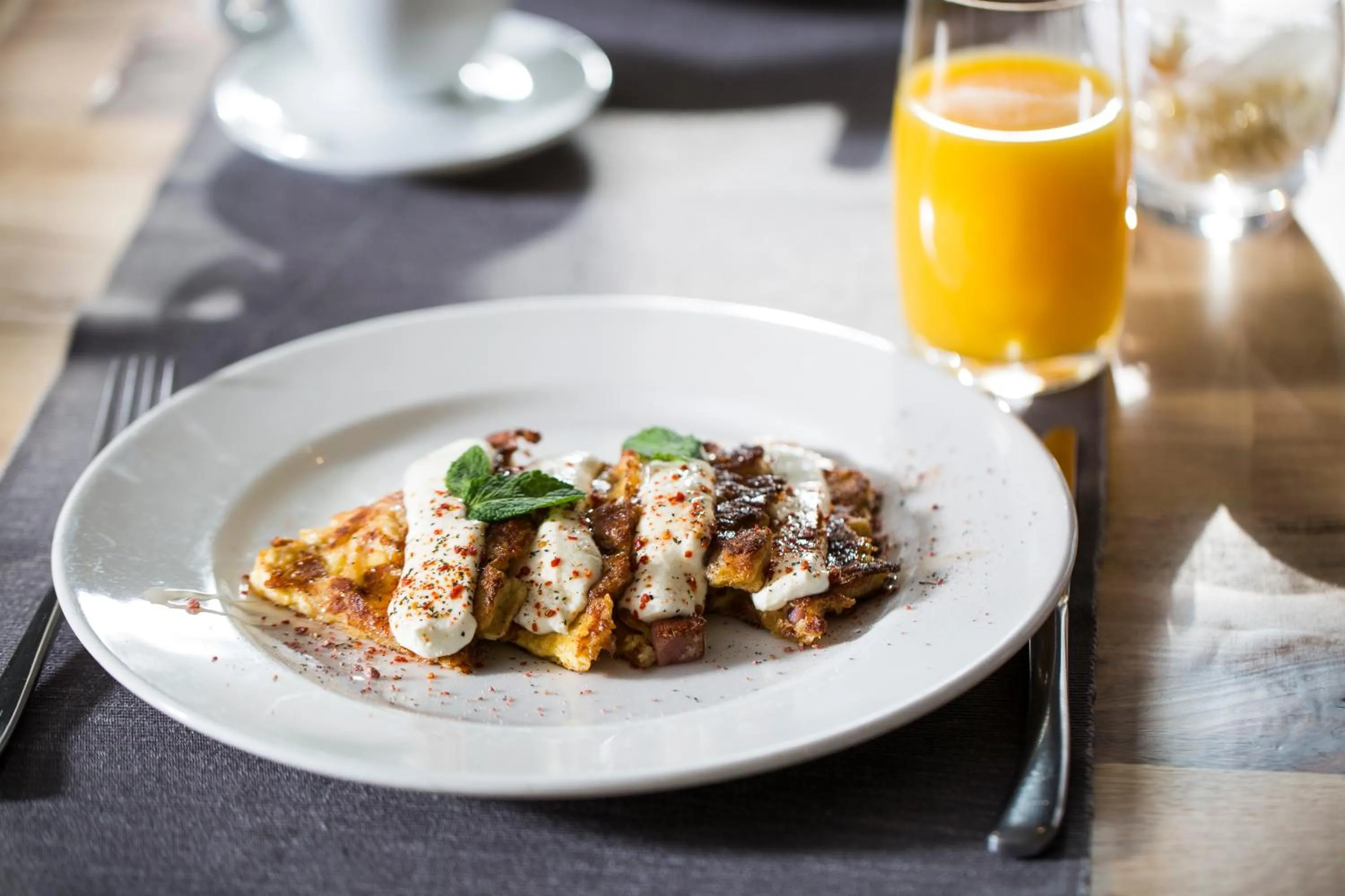 Breakfast in All Seasons Residence Design Hotel - Free parking