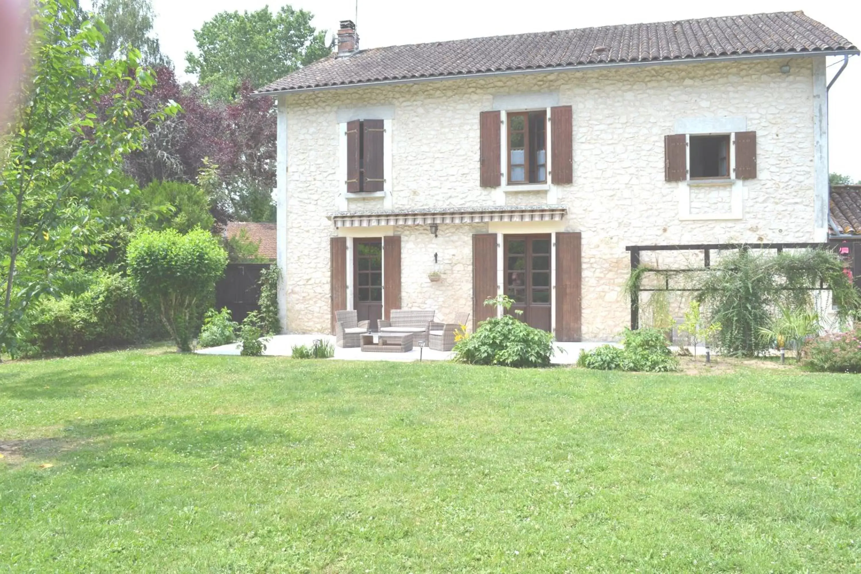 Property Building in Les Bruyeres B&B