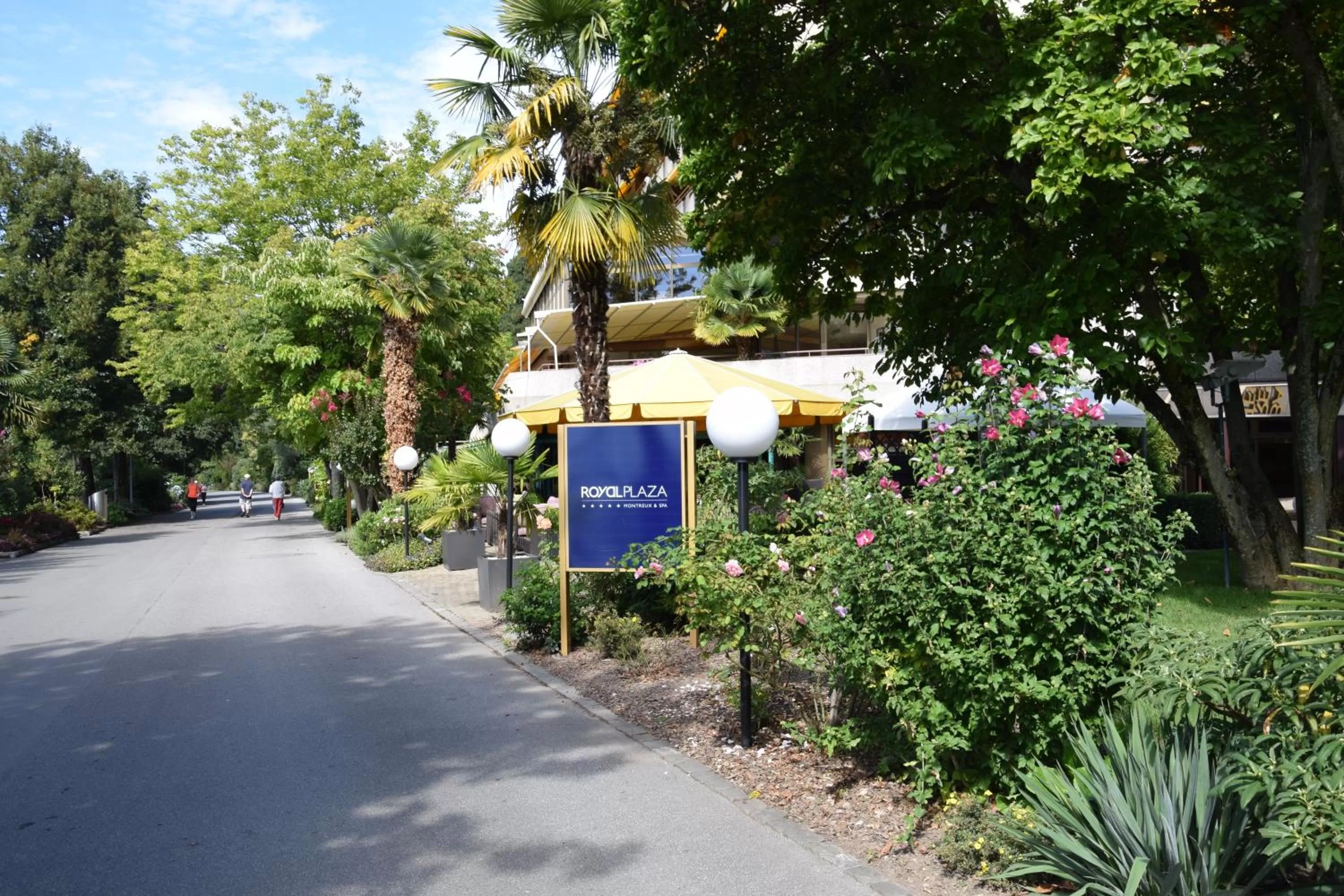 Area and facilities in Royal Plaza Montreux