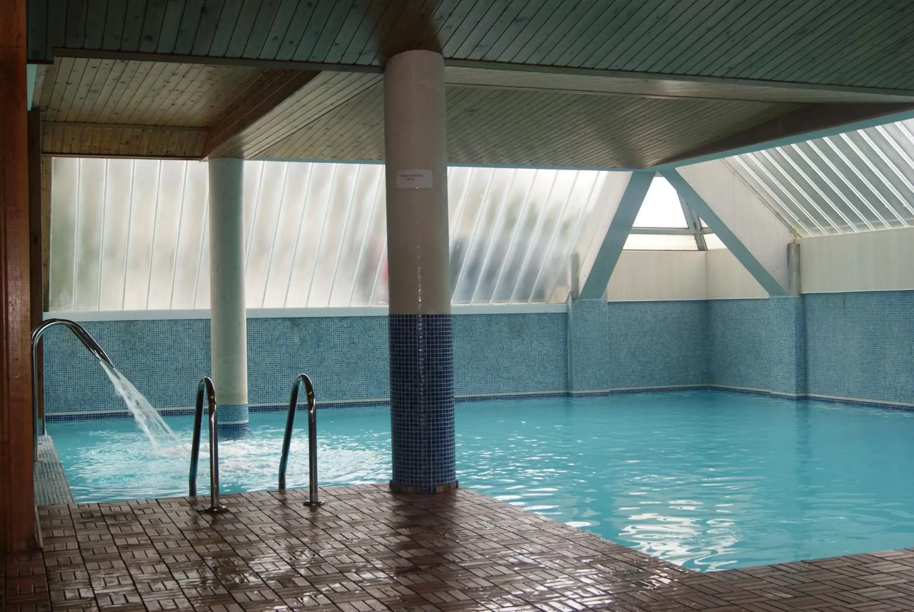 Swimming Pool in Hotel Ría de Suances