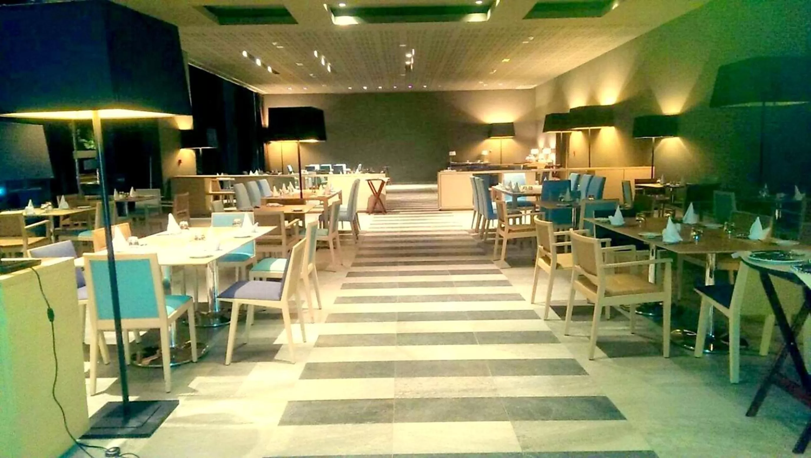 Restaurant/places to eat in Mercure Nador Rif