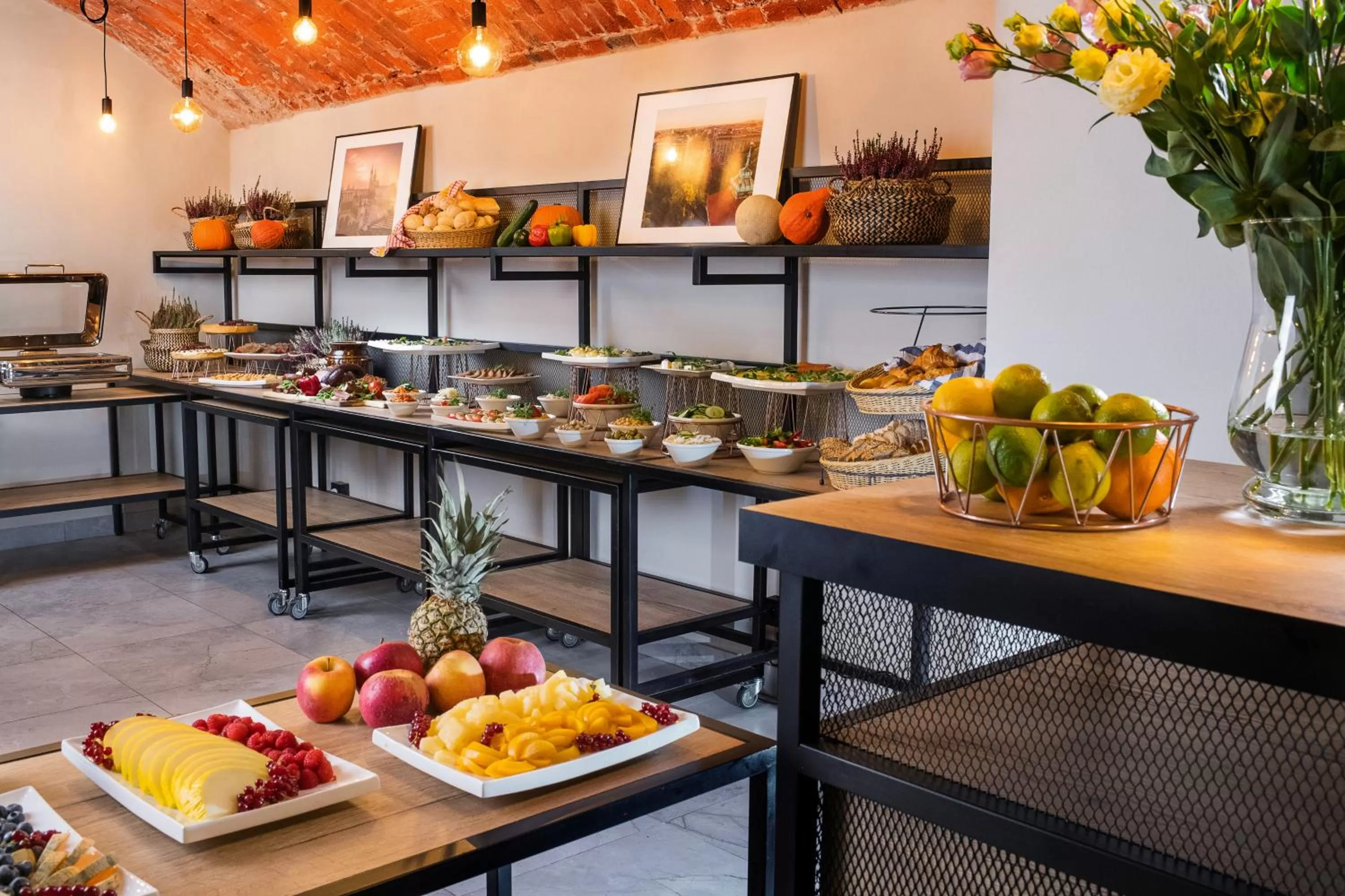 Breakfast in MR67 Mayera Rapaporta