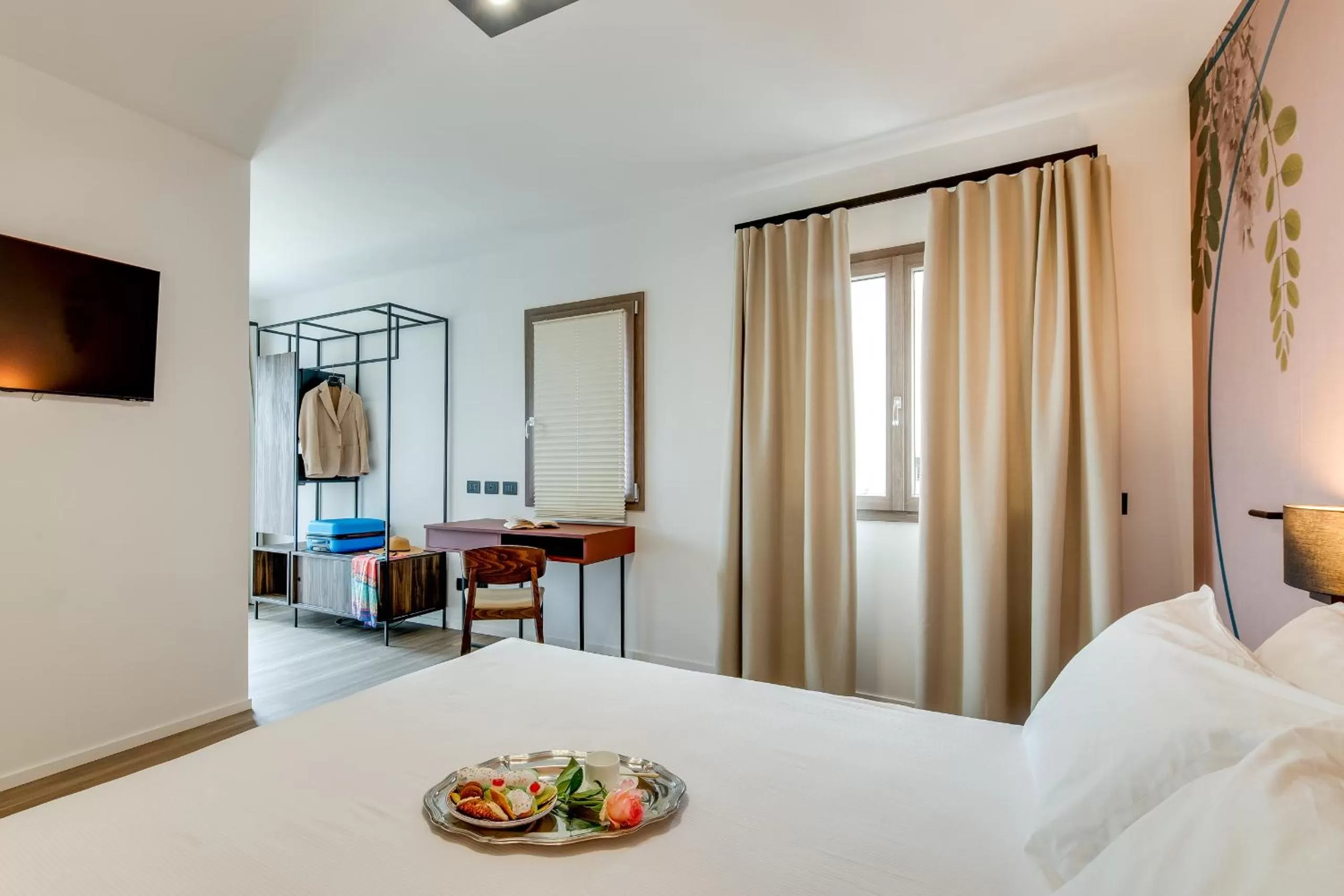 Photo of the whole room, Bed in RoccaRegina Hotel