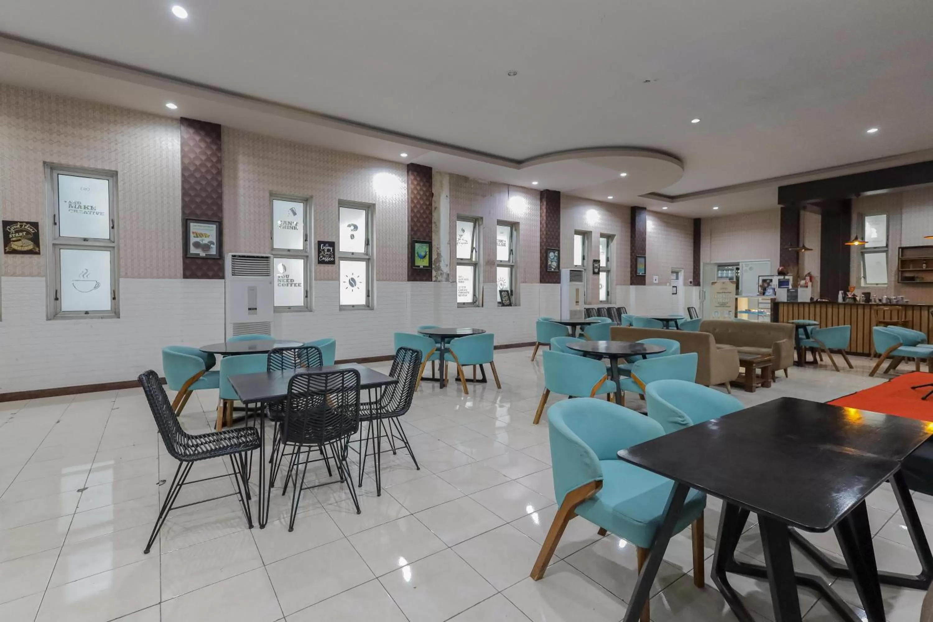 Food and drinks in RedDoorz Syariah @ Klojen Malang