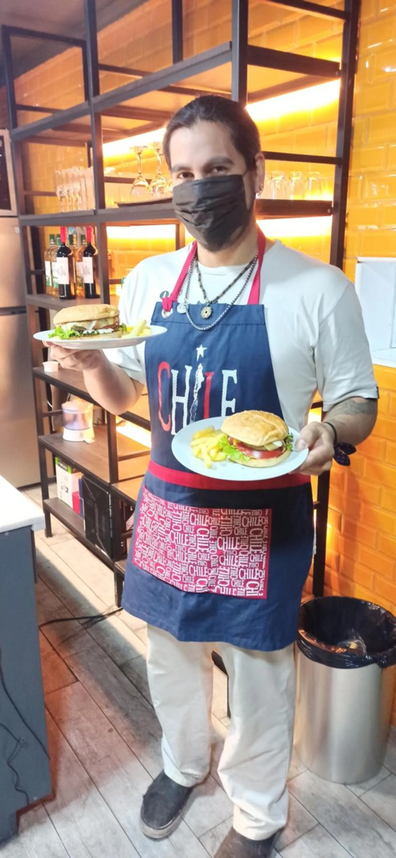 Staff in Hostel Boutique Merced 88