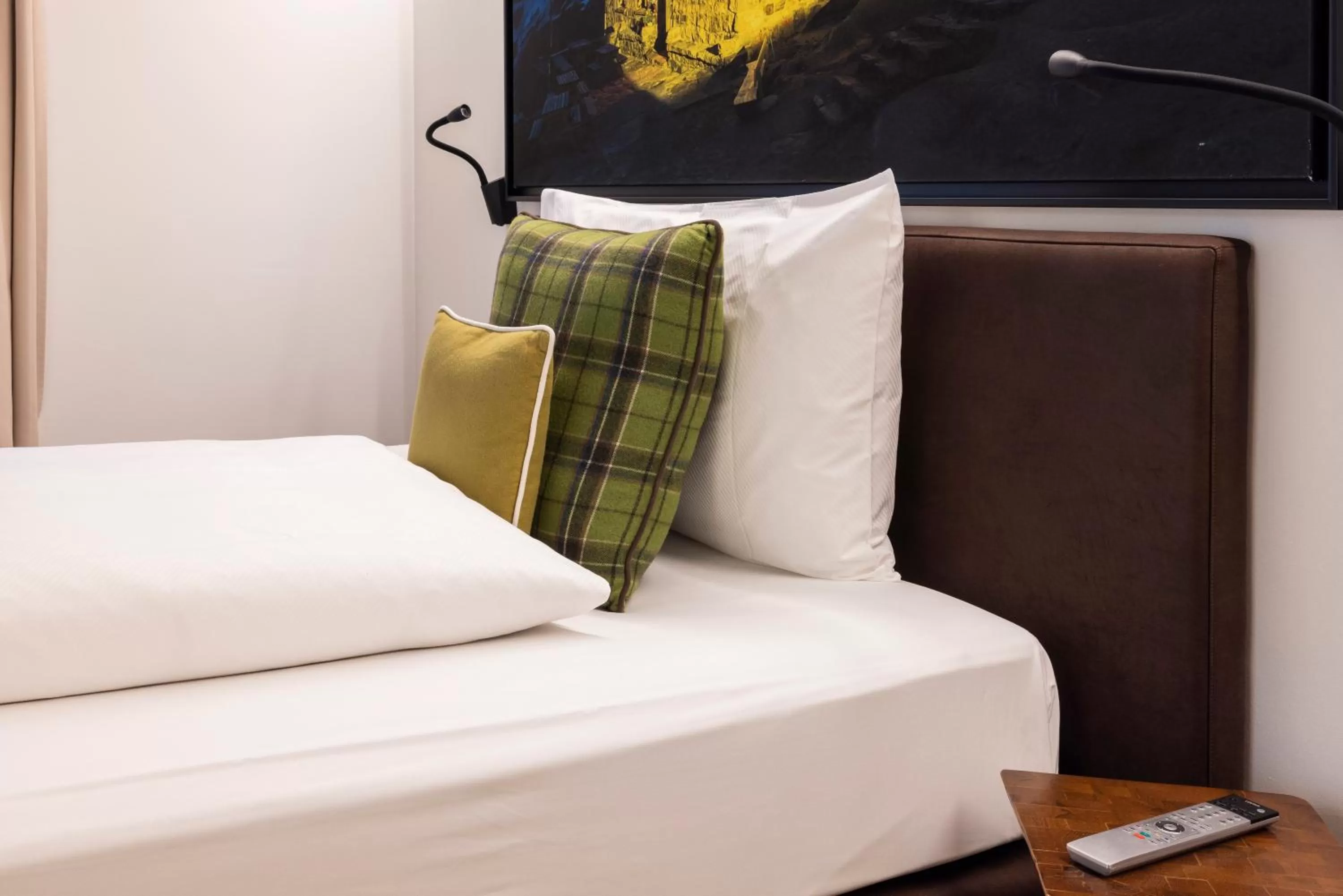 Bed in Fred Hotel Leonhardstrasse - Mobile Check-in