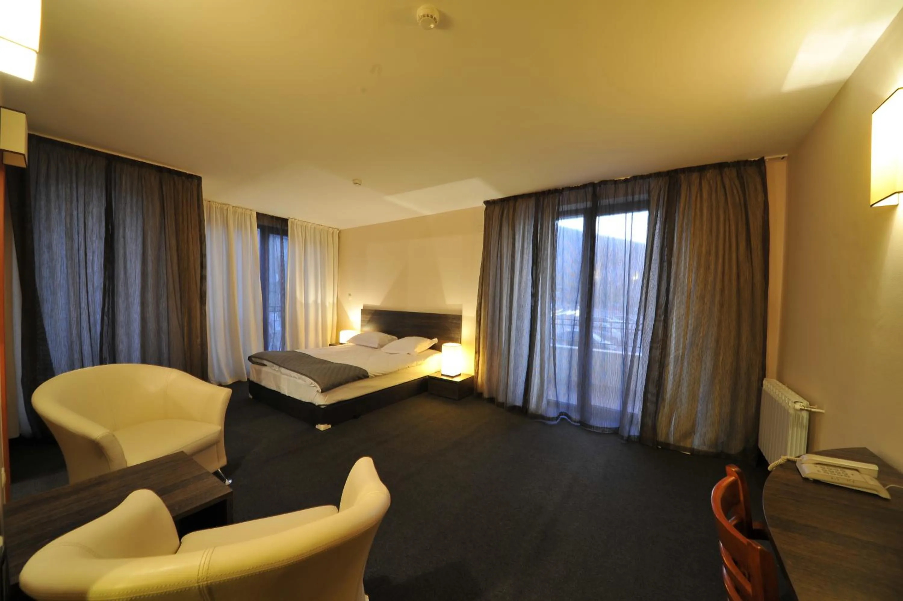 Photo of the whole room, Bed in Vitoshko Lale Hotel