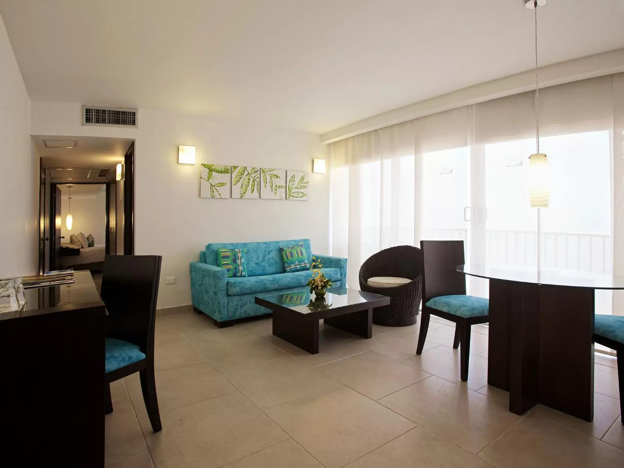 Dining area, Seating Area in Hotel Capilla del Mar