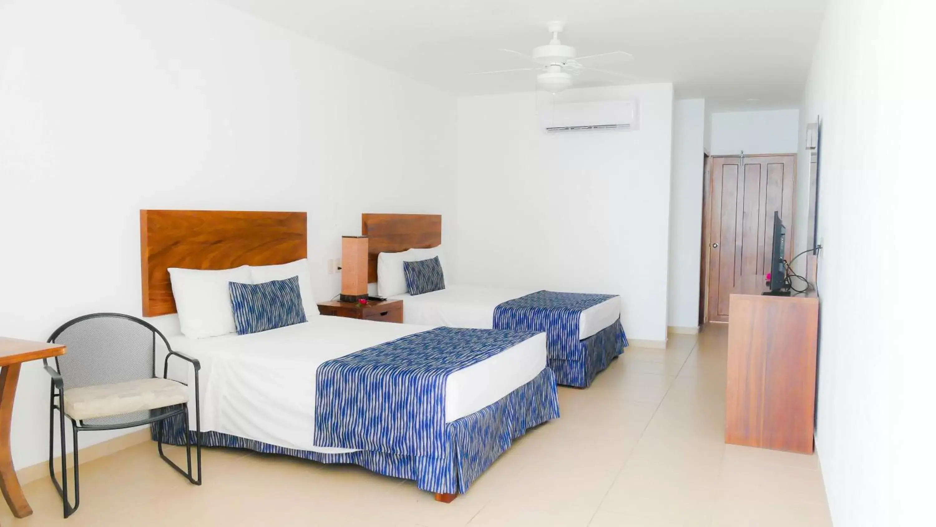 Bedroom, Bed in Costa Alegre Hotel & Suites