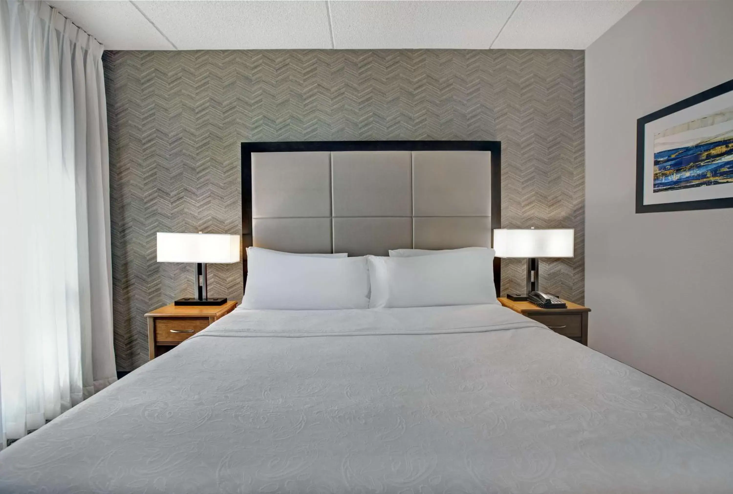 Bed in Homewood Suites by Hilton Chicago-Lincolnshire