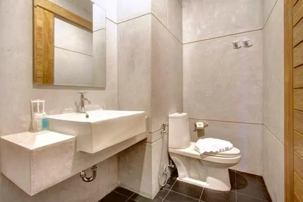 Lemonade Phuket Hotel -SHA Plus