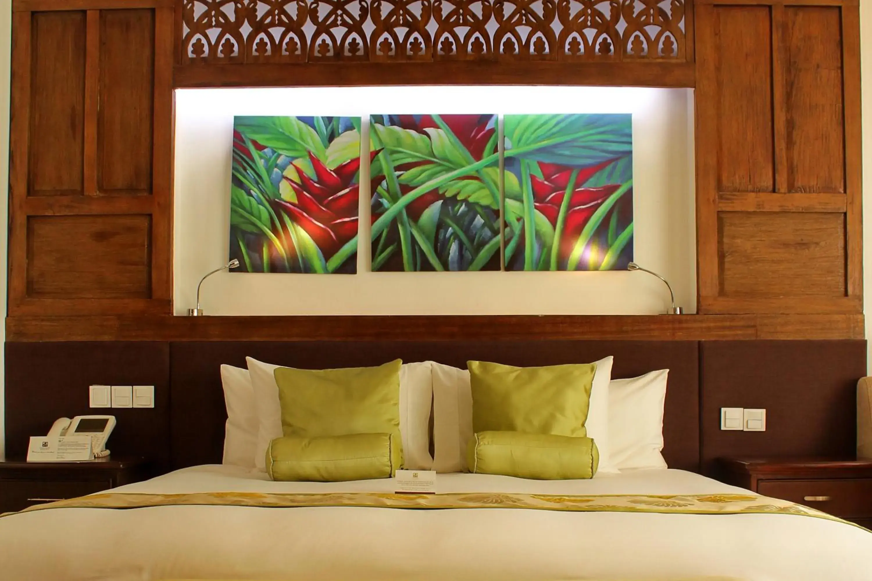 Property building, Bed in The Cocoon Boutique Hotel (Regular Hotel)