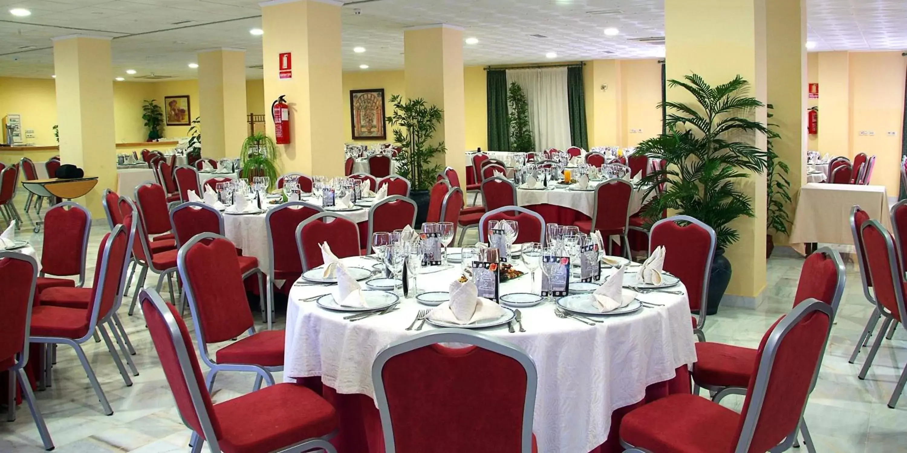 Banquet/Function facilities, Restaurant/Places to Eat in Gran Hotel Ciudad Del Sur