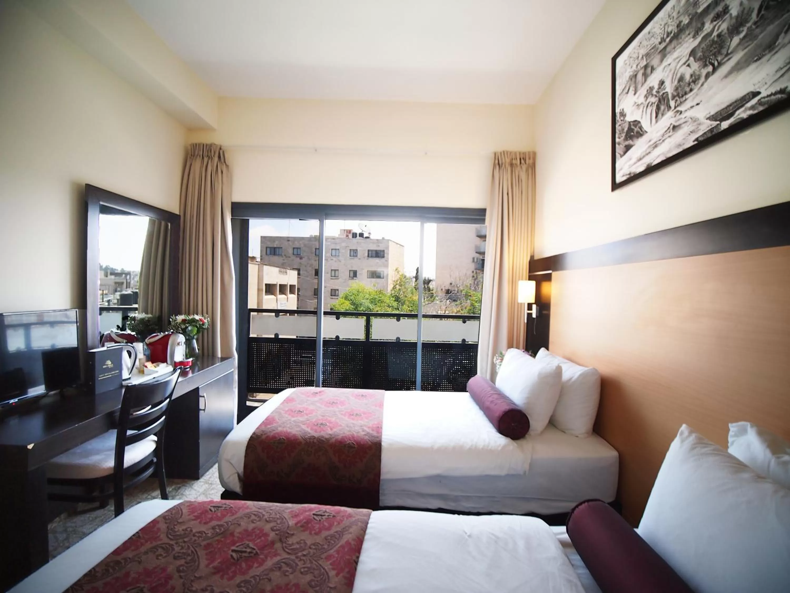 Classic Twin Room With Balcony- Disability Access  in New Capitol Hotel - Jerusalem