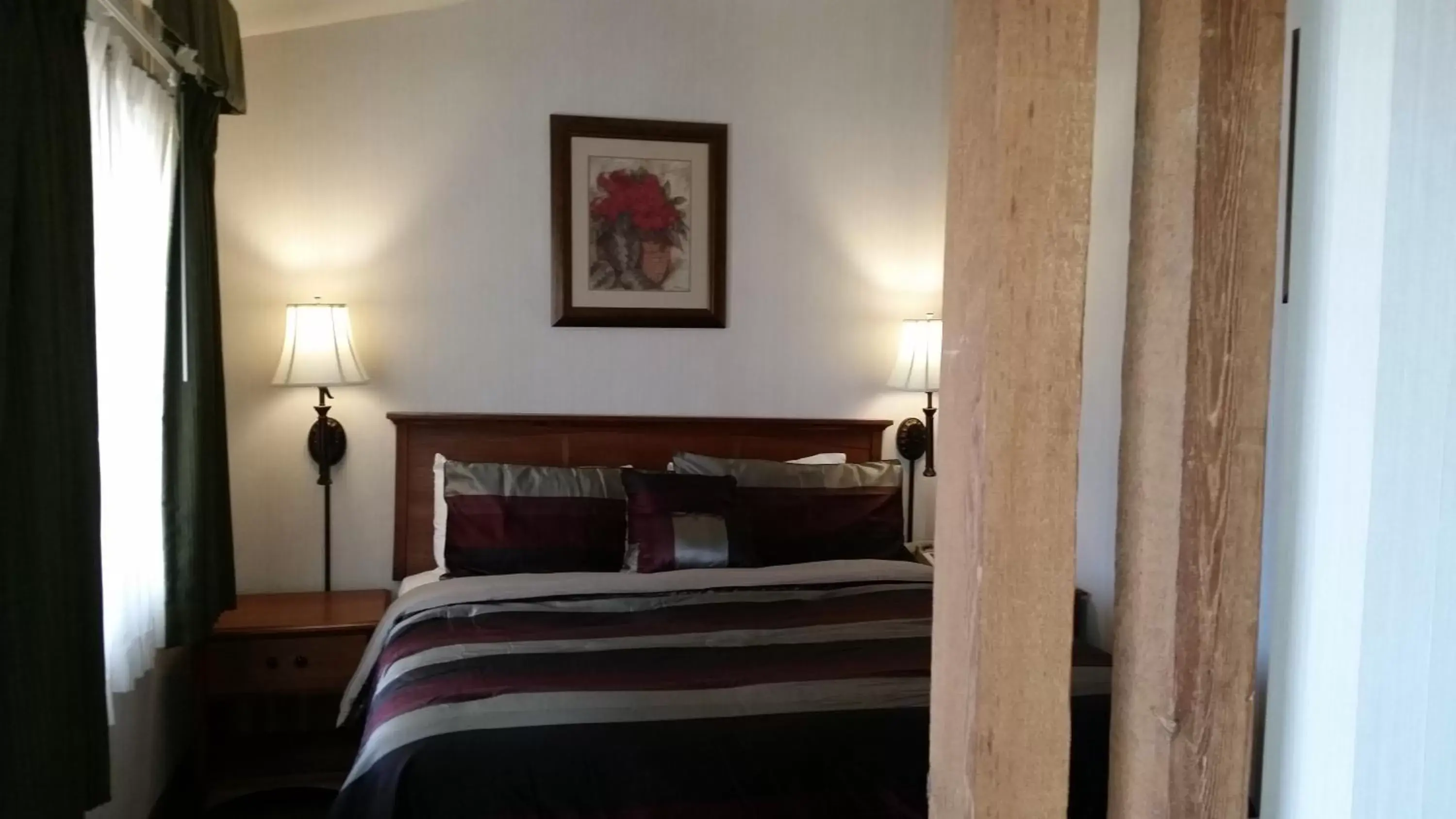 Bed in Western Holiday Lodge