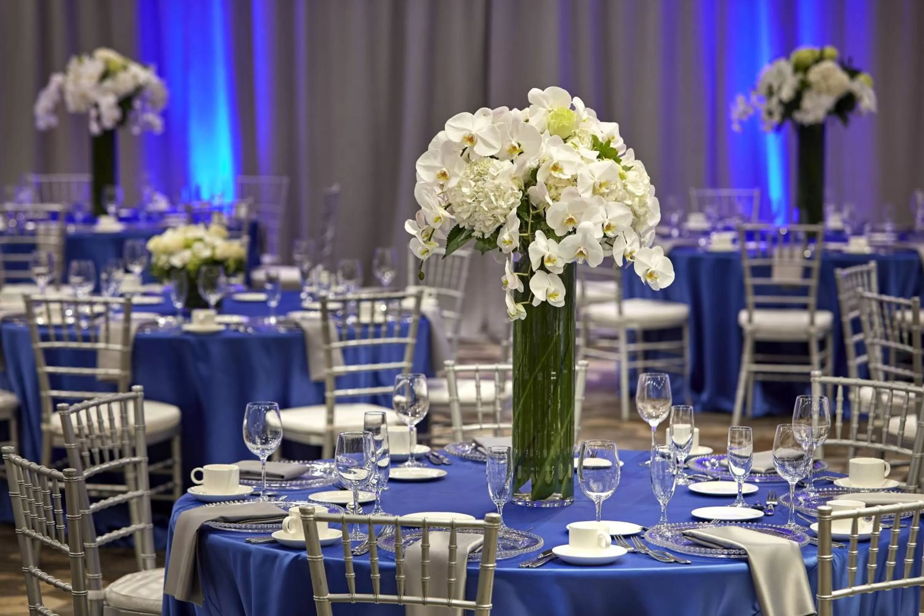 Meeting/conference room, Restaurant/Places to Eat in San Mateo Marriott San Francisco Airport