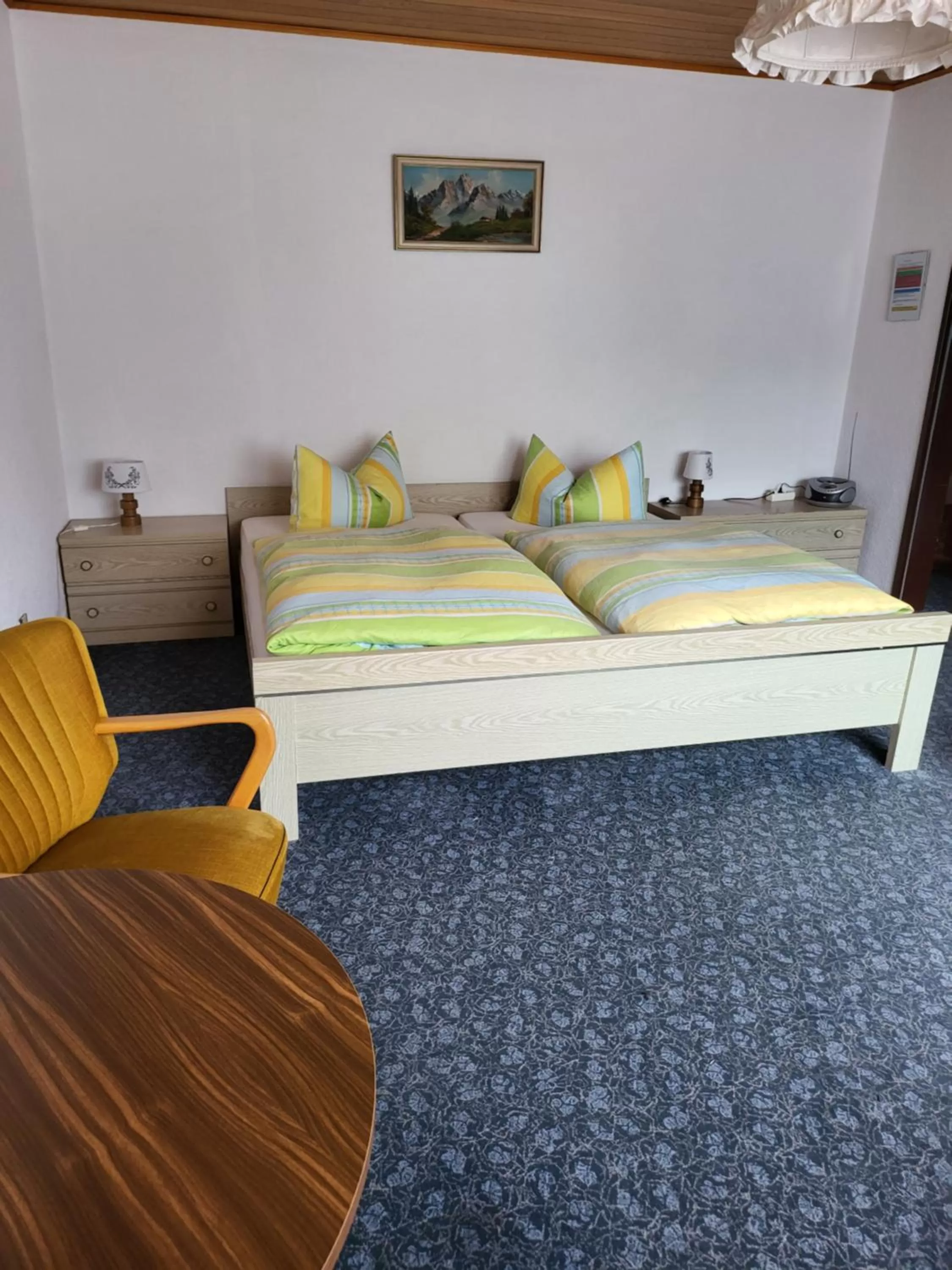 Living room, Bed in Hotel Zur Schanze