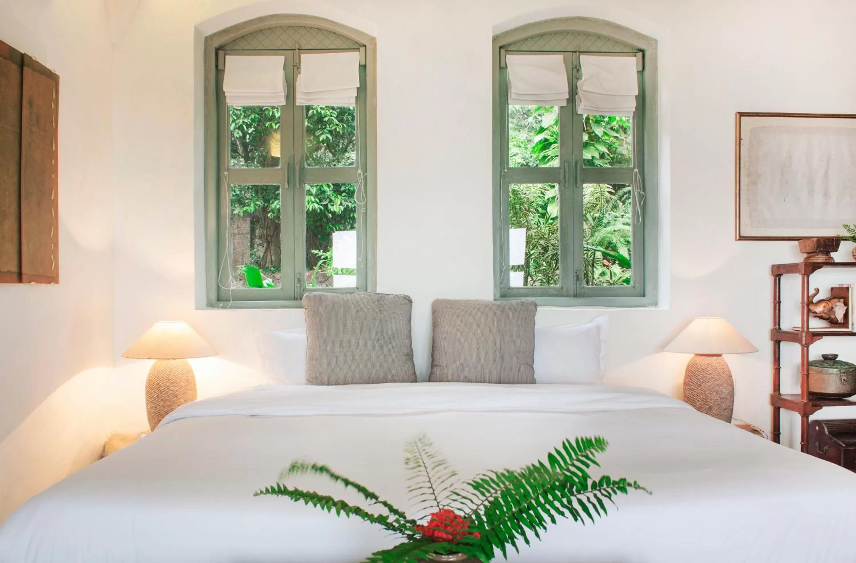 Photo of the whole room, Bed in Ahilya By The Sea