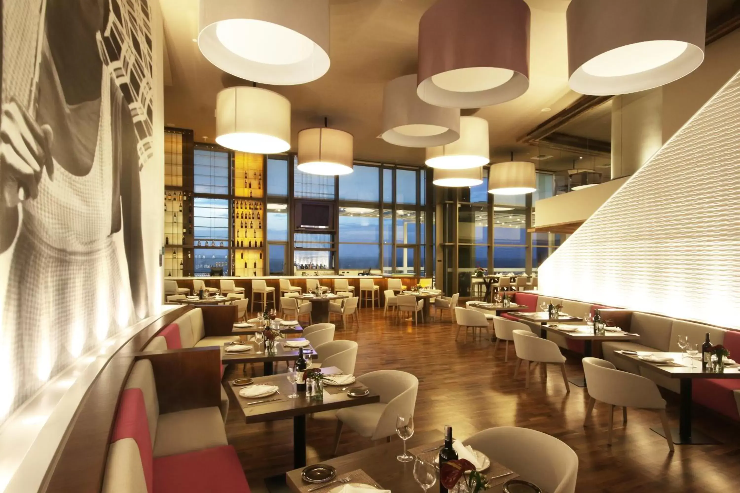 Restaurant/Places to Eat in Hotel InterContinental Cartagena, an IHG Hotel