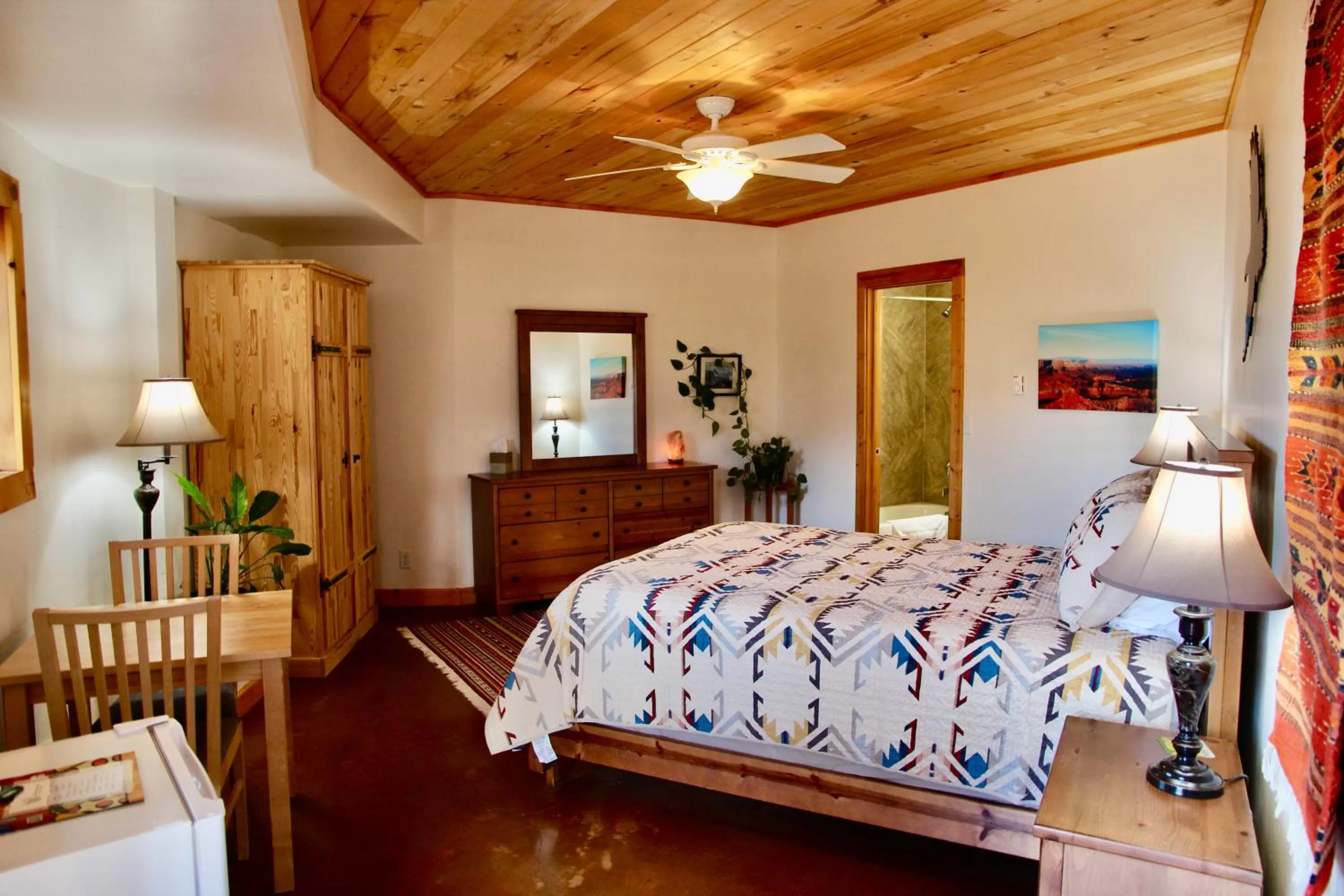 Bed in Red Moon Lodge