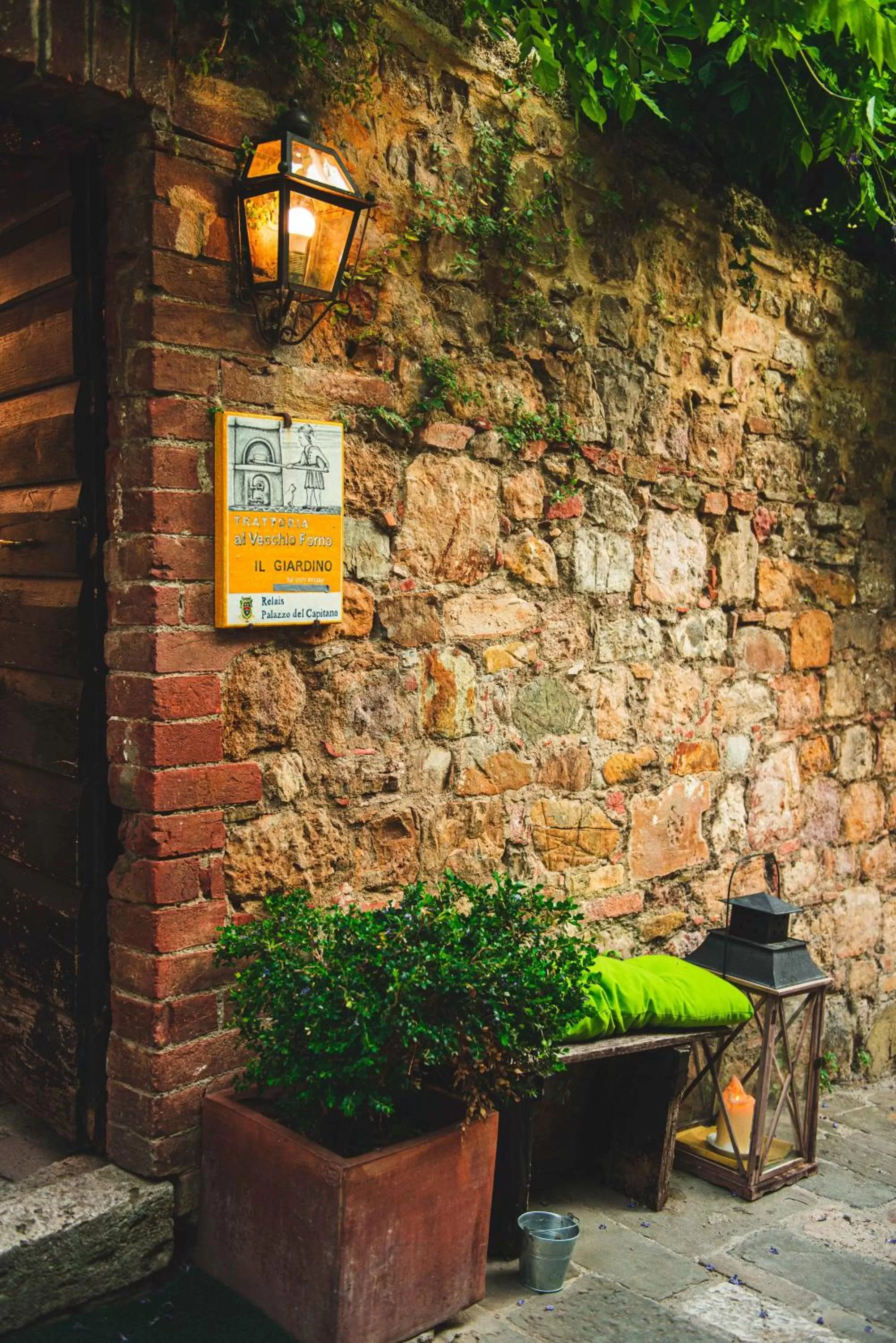 Restaurant/places to eat in PALAZZO DEL CAPITANO Wellness & Relais - Luxury Borgo Capitano Collection