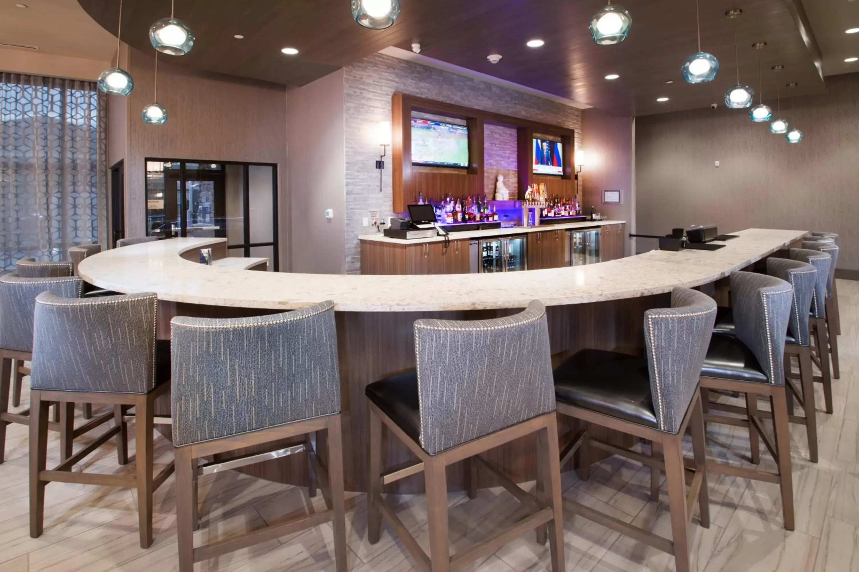 Lobby or reception, Lounge/Bar in SpringHill Suites by Marriott Fayetteville Fort Bragg