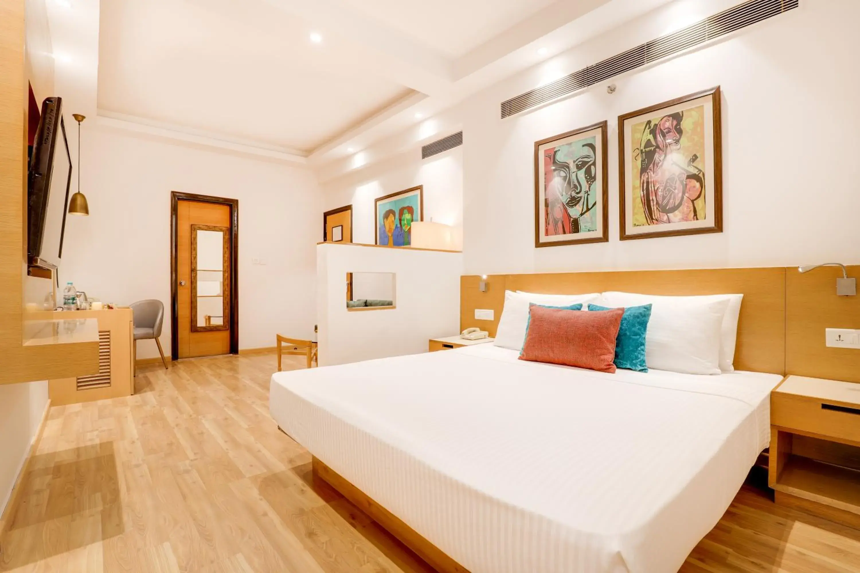 Bed in Lemon Tree Hotel Chandigarh Bed in Lemon Tree Hotel Chandigarh