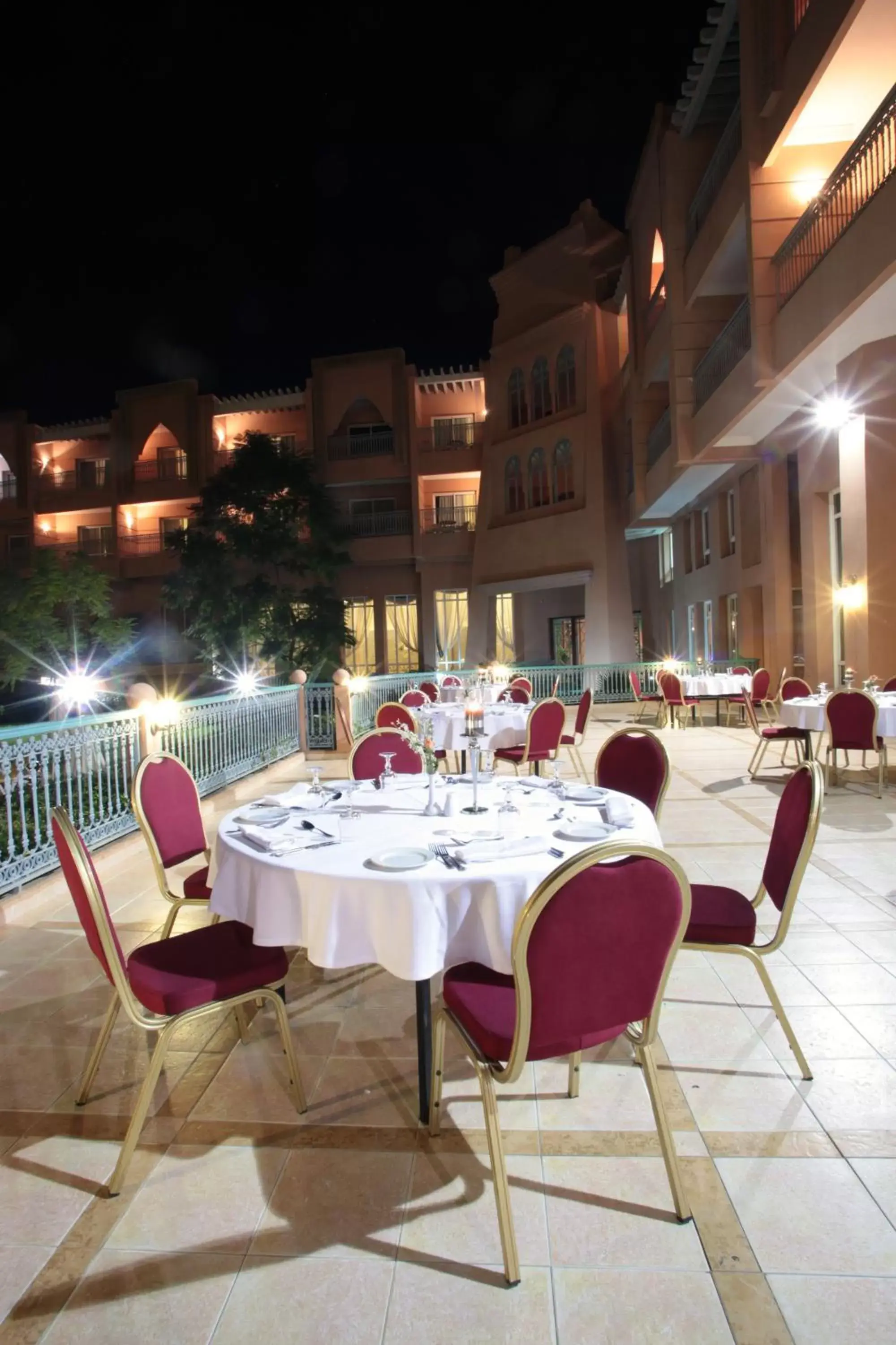 Restaurant/Places to Eat in Mogador Kasbah