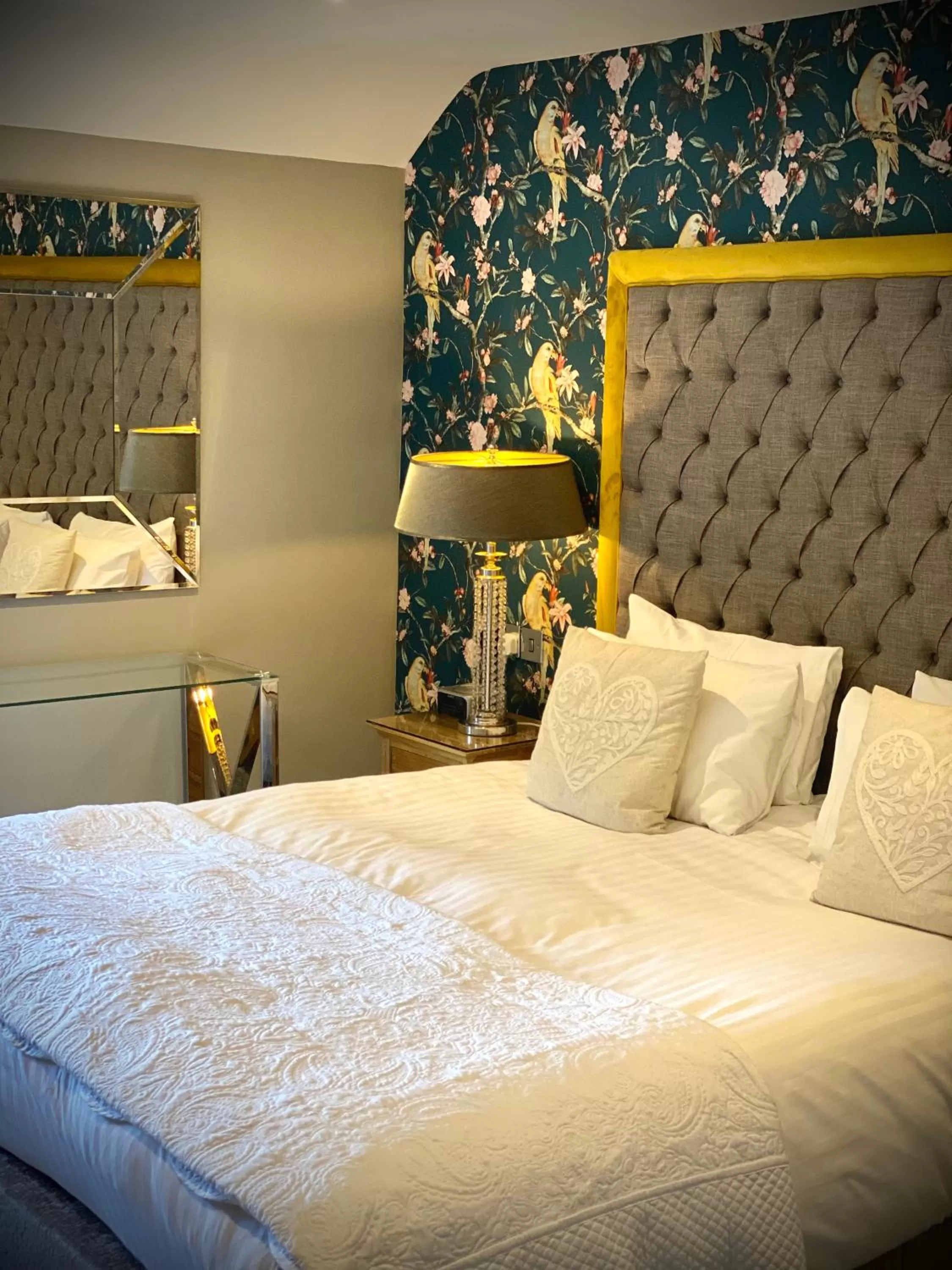 Bed in The General Tarleton