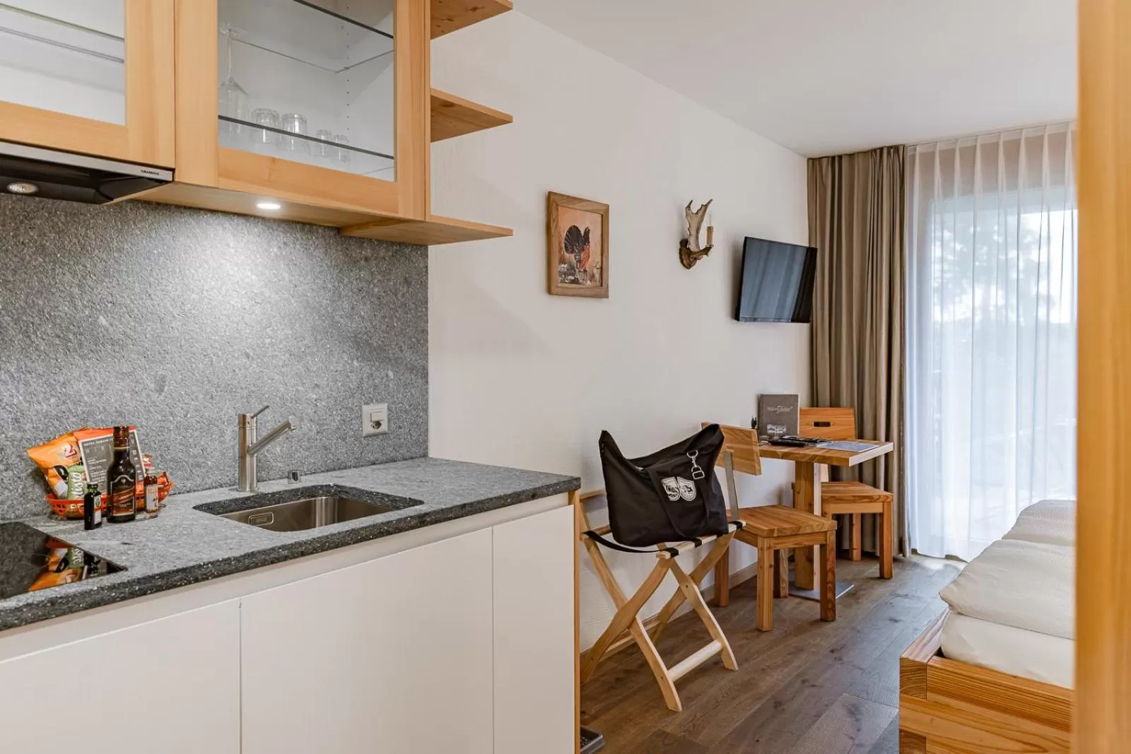 TV and multimedia in Hotel Sarain Active Mountain Resort