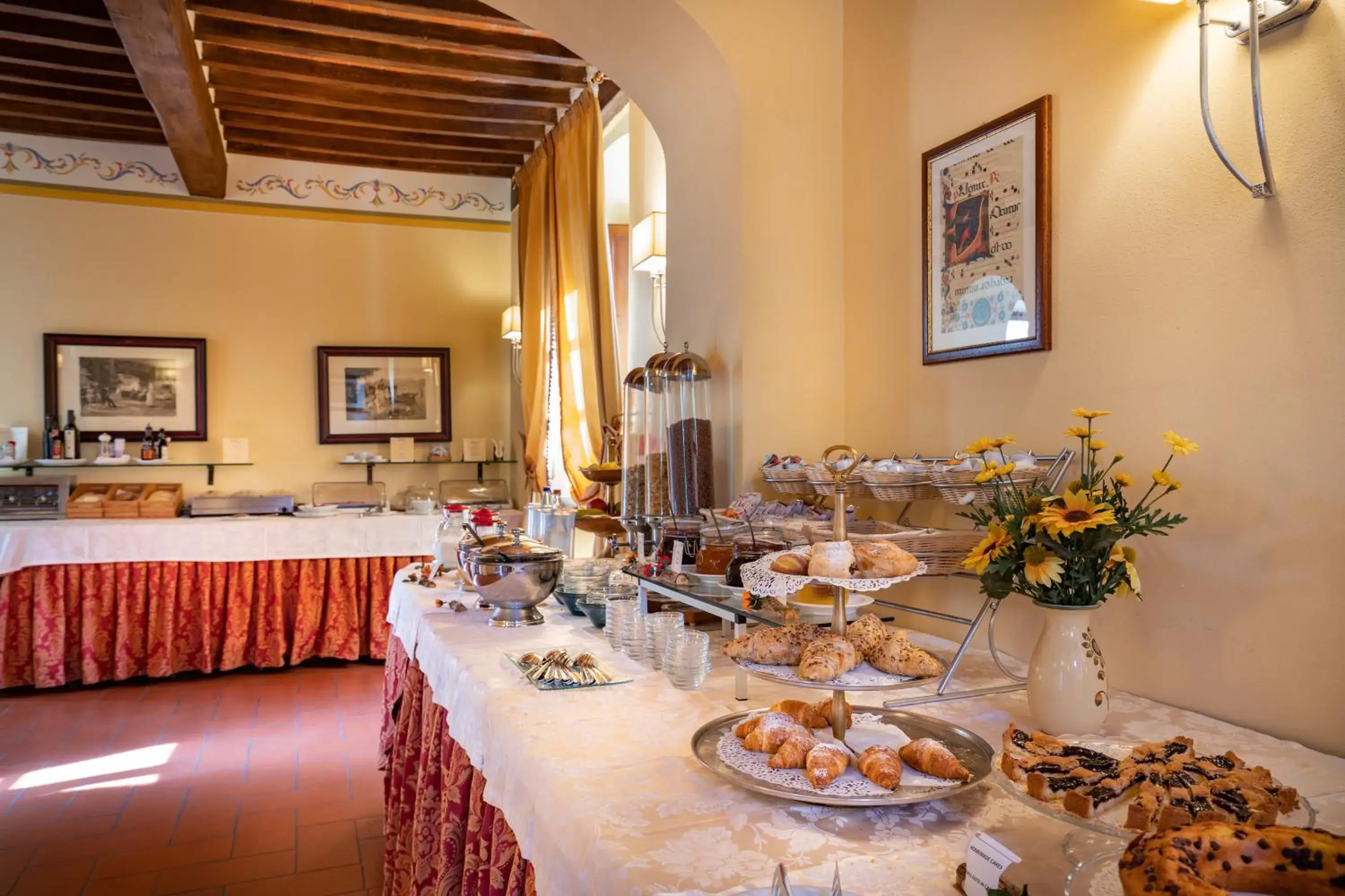 Buffet breakfast, Restaurant/Places to Eat in Relais Borgo San Pietro