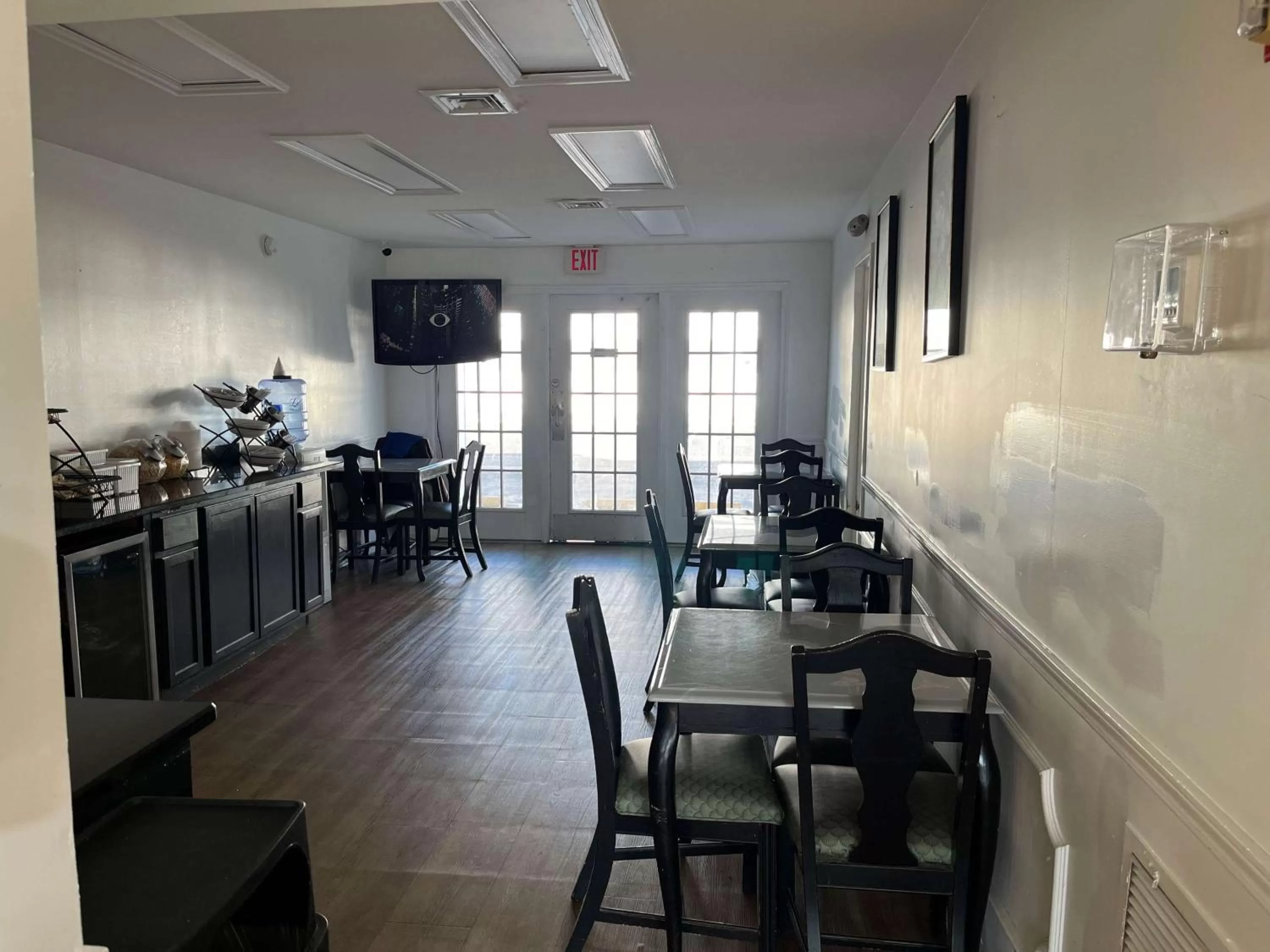 Restaurant/places to eat in Motel 6 Georgetown, SC Marina