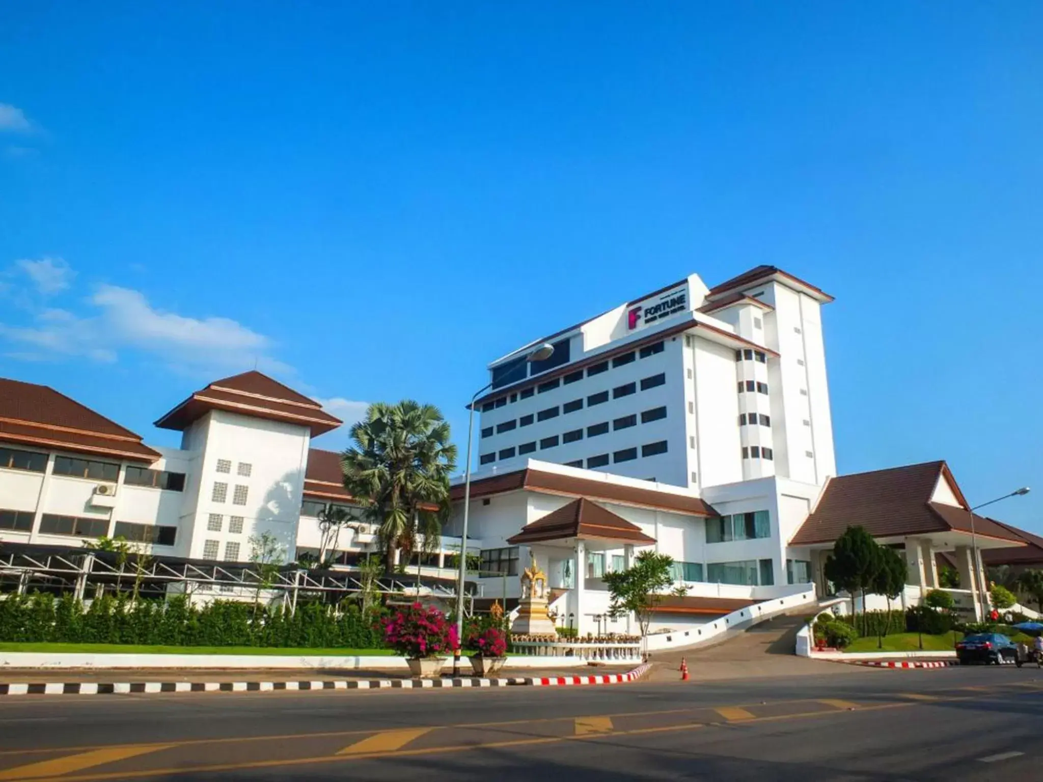 Property Building in Fortune River View Hotel Nakhon Phanom