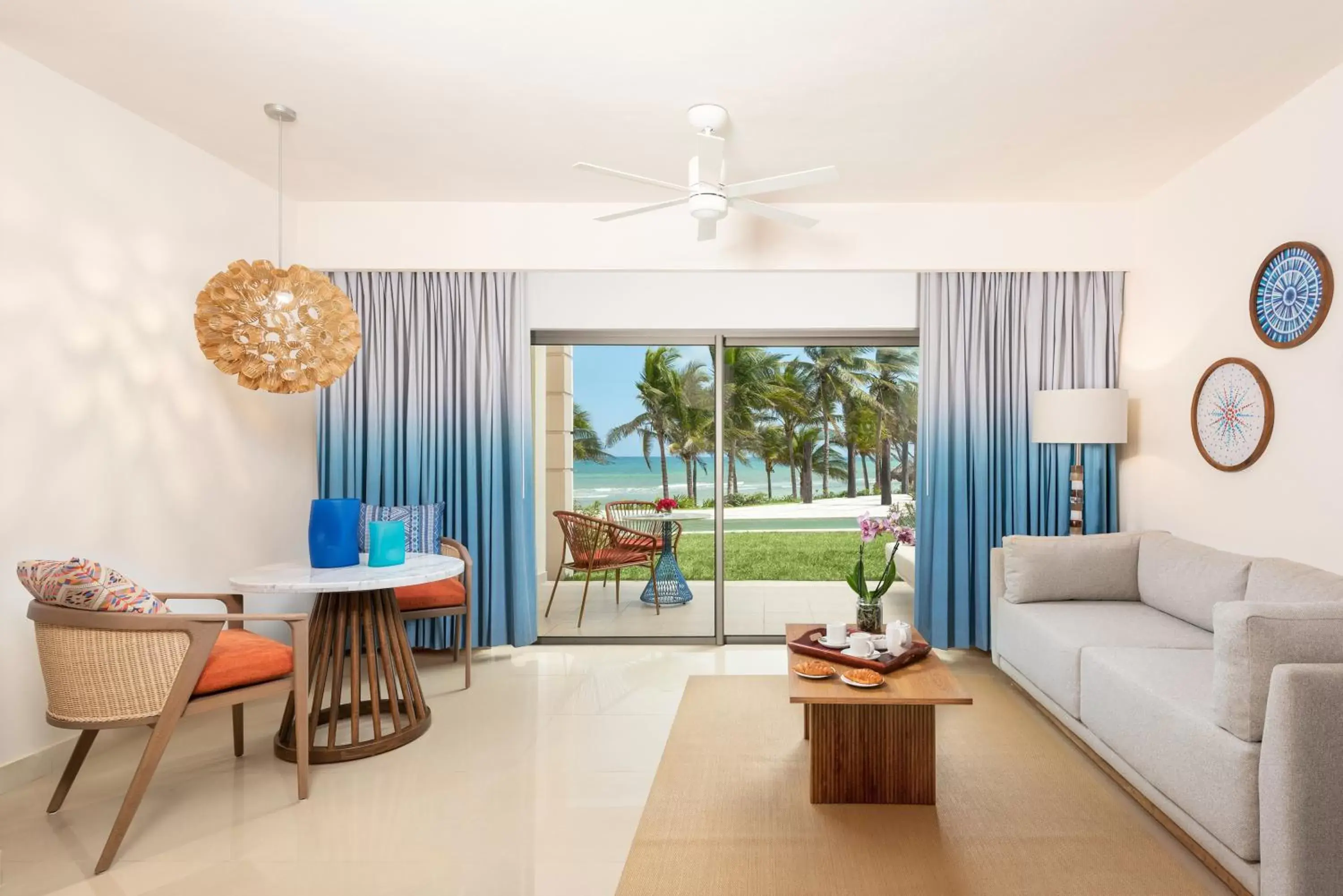 Living room, Seating Area in Hyatt Ziva Riviera Cancun All-Inclusive