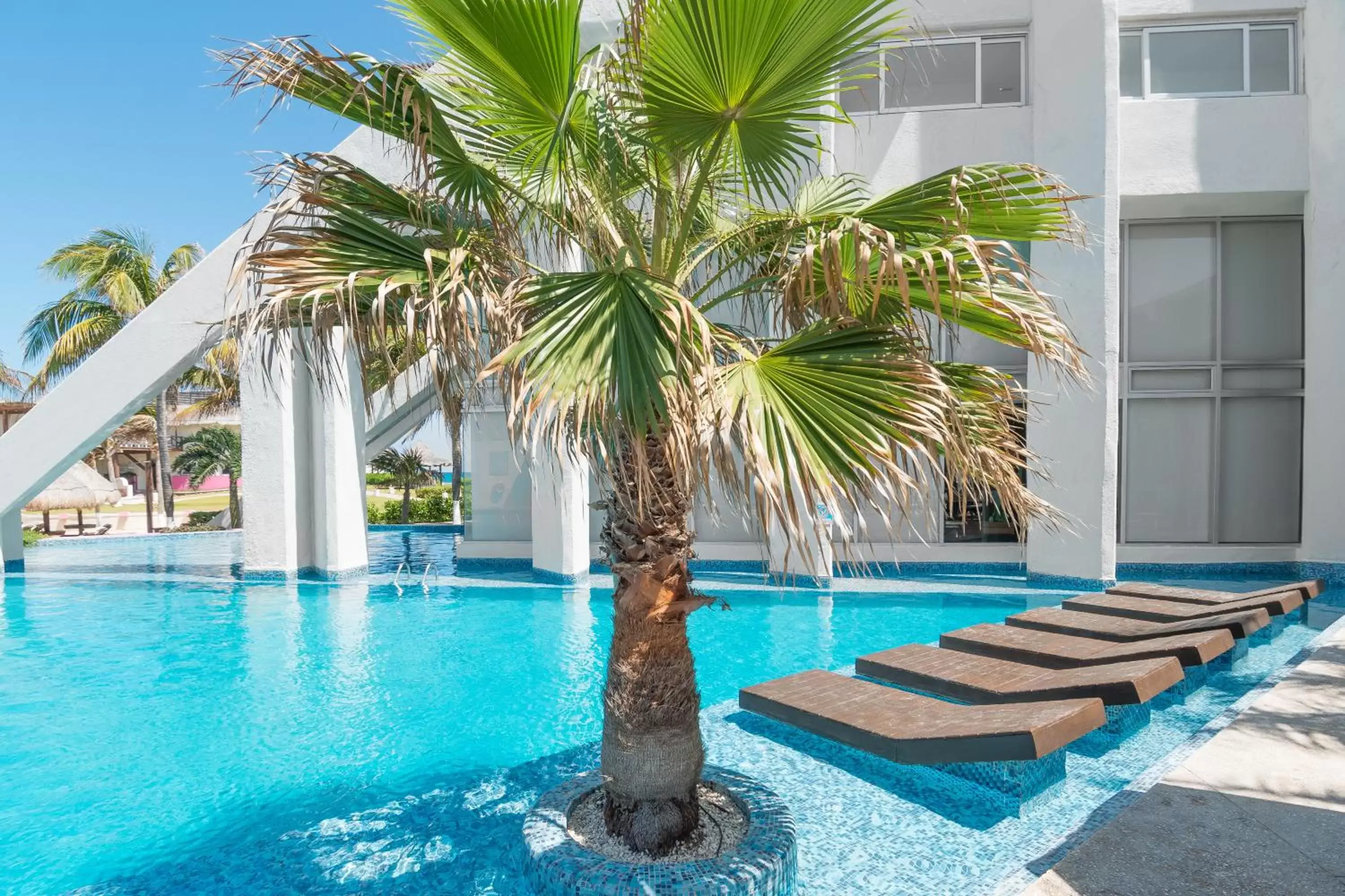 Swimming pool in Mia Reef Isla Mujeres - All Inclusive Resort Swimming pool in Mia Reef Isla Mujeres - All Inclusive Resort