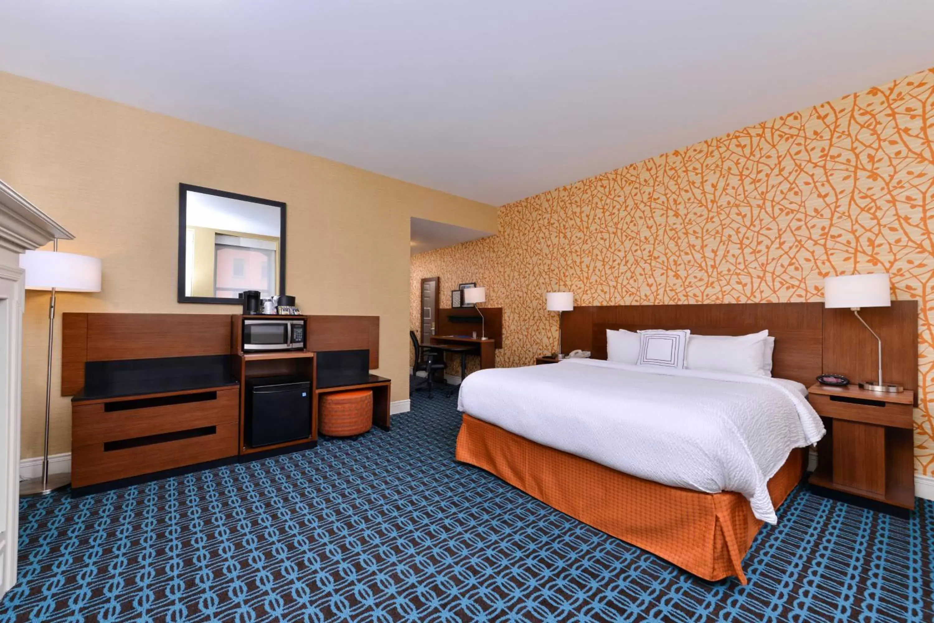 Photo of the whole room, Bed in Fairfield Inn & Suites by Marriott Albany Downtown
