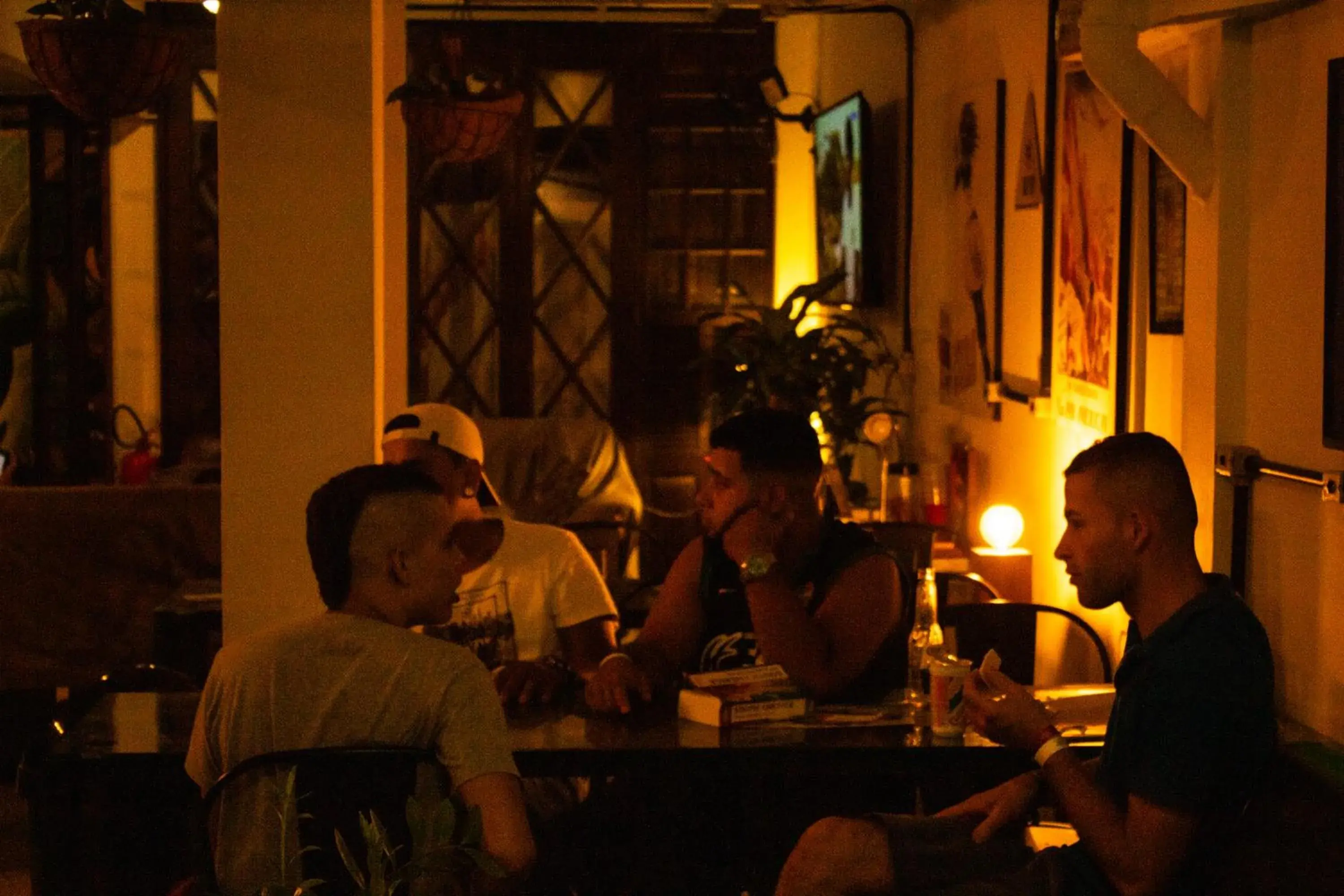 Communal lounge/ TV room in CabanaCopa Hostel
