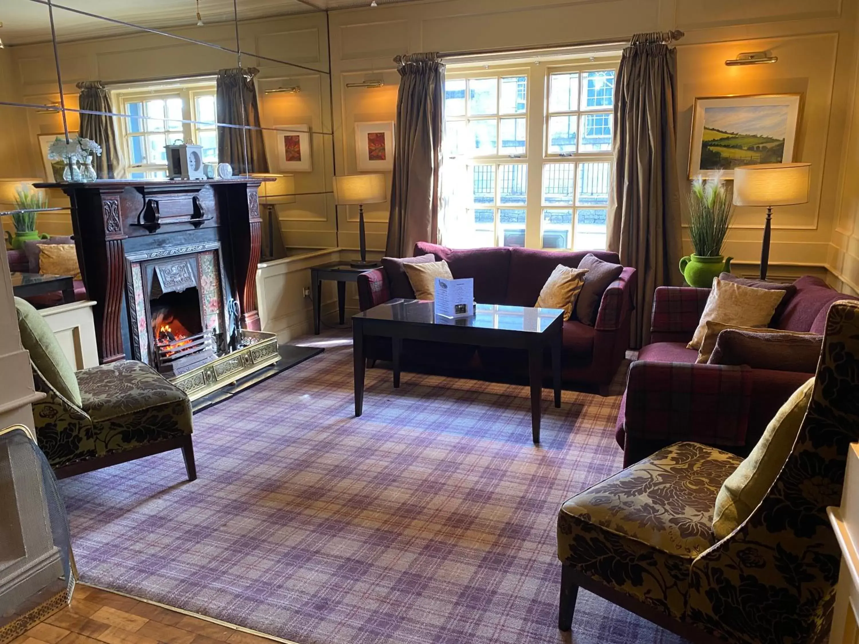 Lobby or reception, Seating Area in Lawlors Hotel