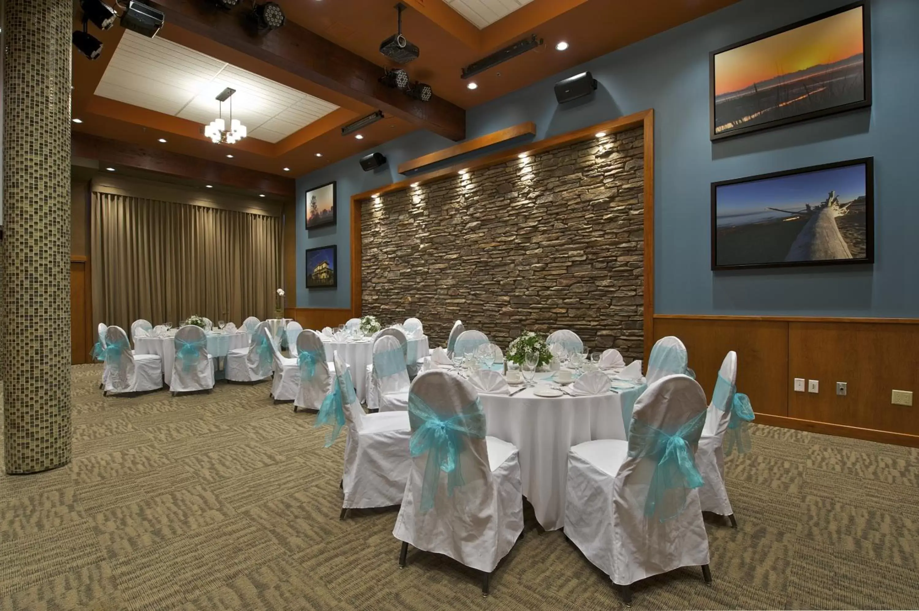 Banquet/Function facilities, Banquet Facilities in Coast Tsawwassen Inn